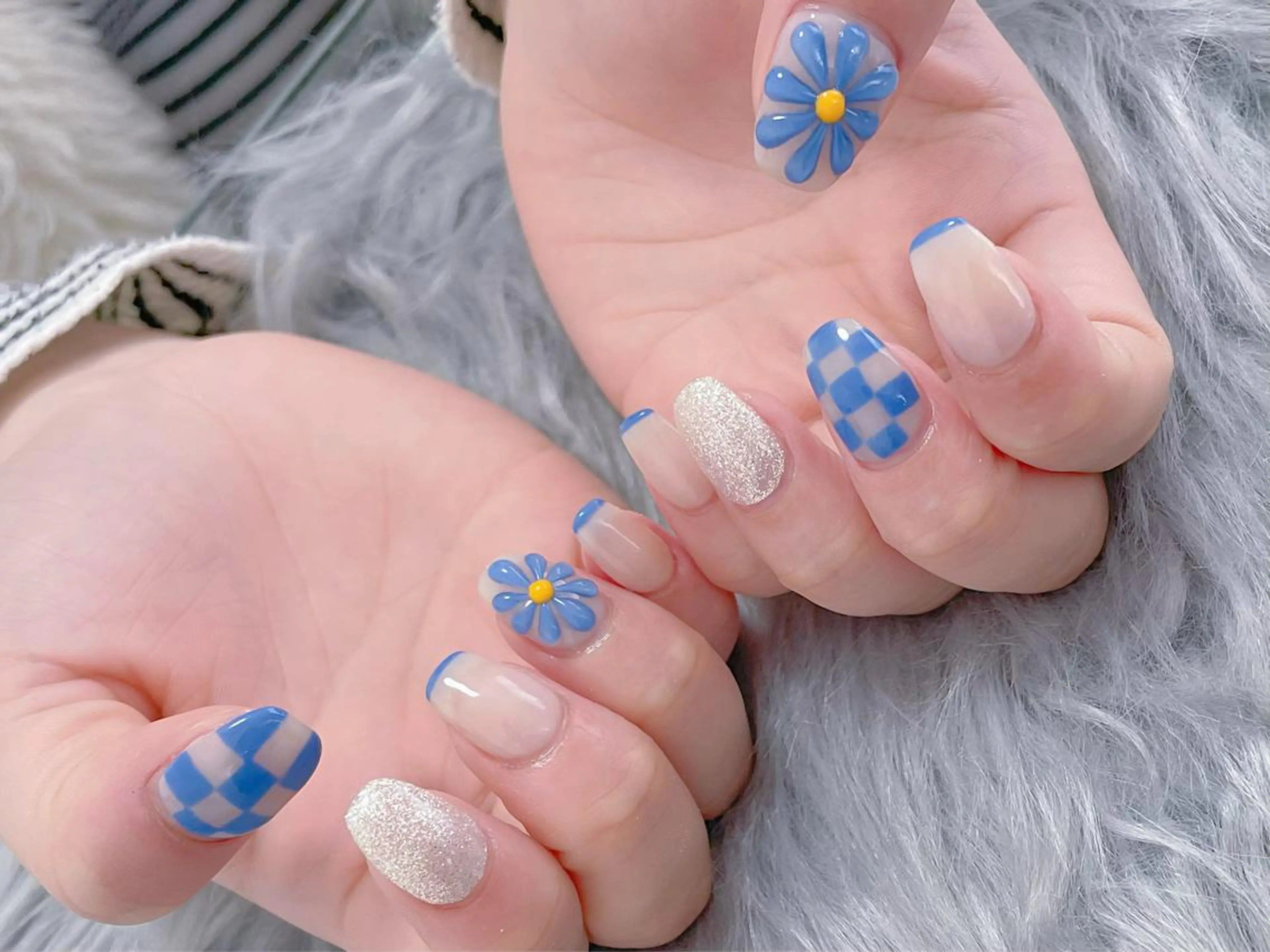 ネイル アニマル柄 アートネイル フラワーネイル ミラーネイル ニュアンスネイル Nina's nailのネイルデザイン