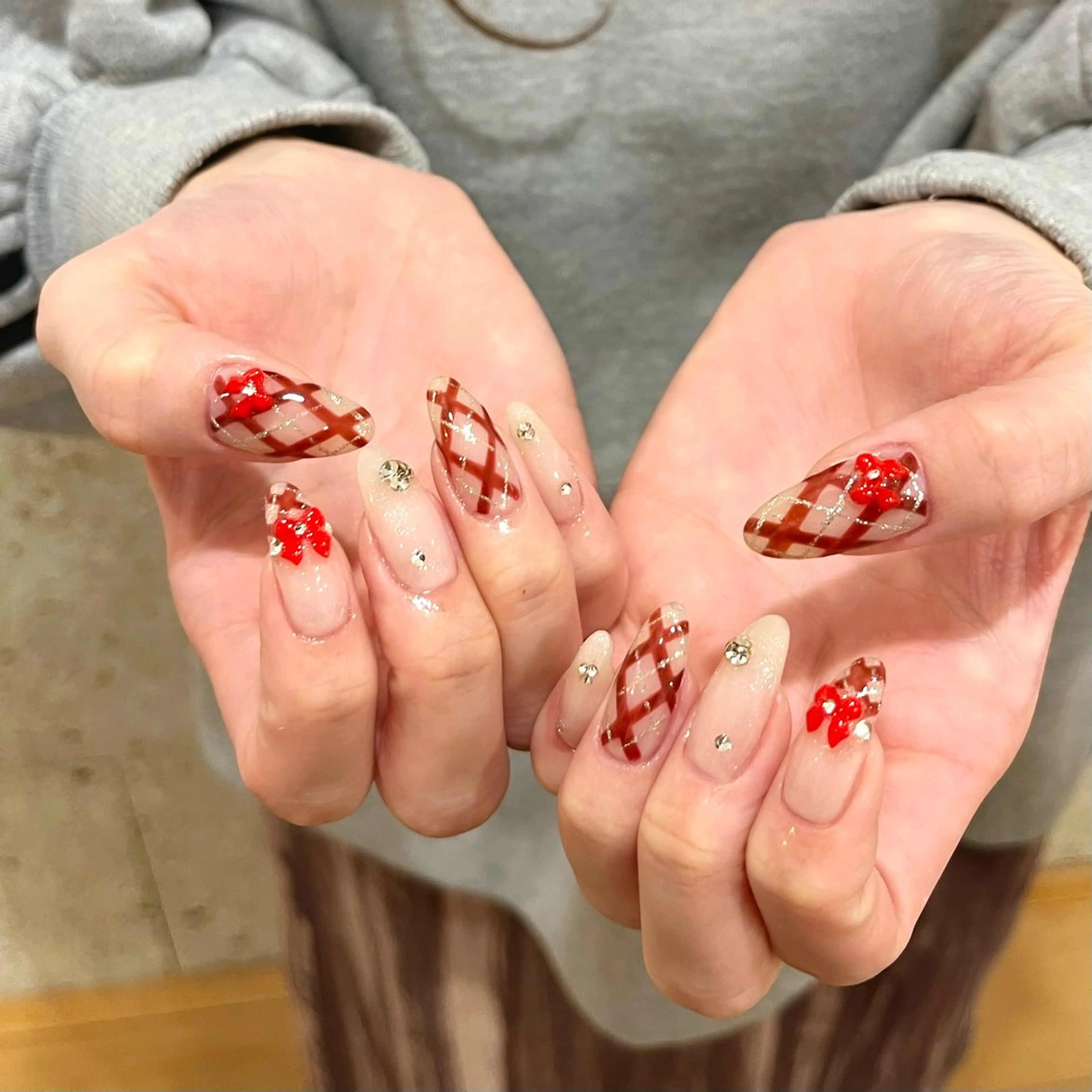 ネイル KODA308 Saoriのネイルデザイン