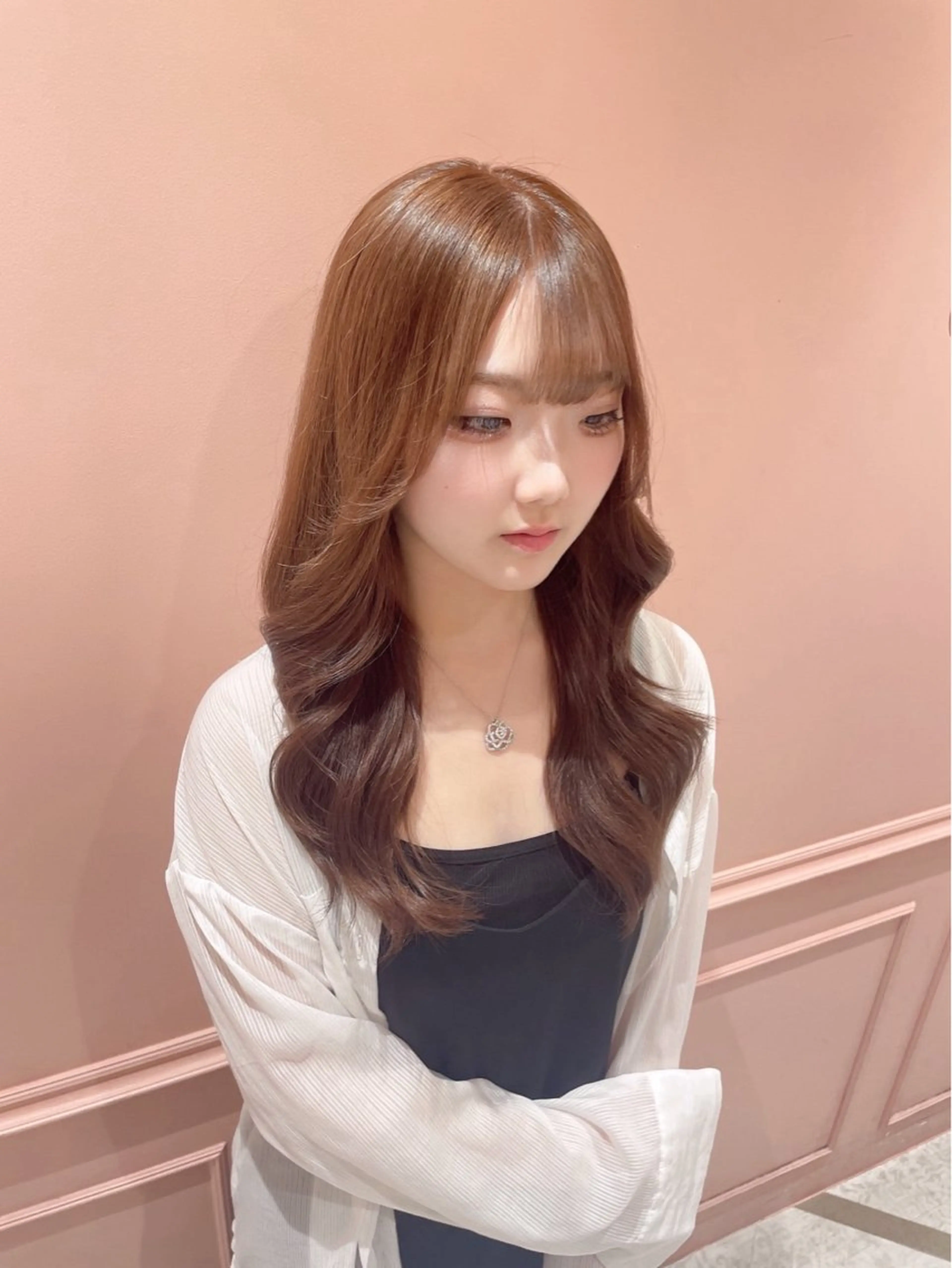 ロング カラー L studio心斎橋店【エルスタジオ】所属・透け感ベージュ 🪐REN🪐のヘアスタイル