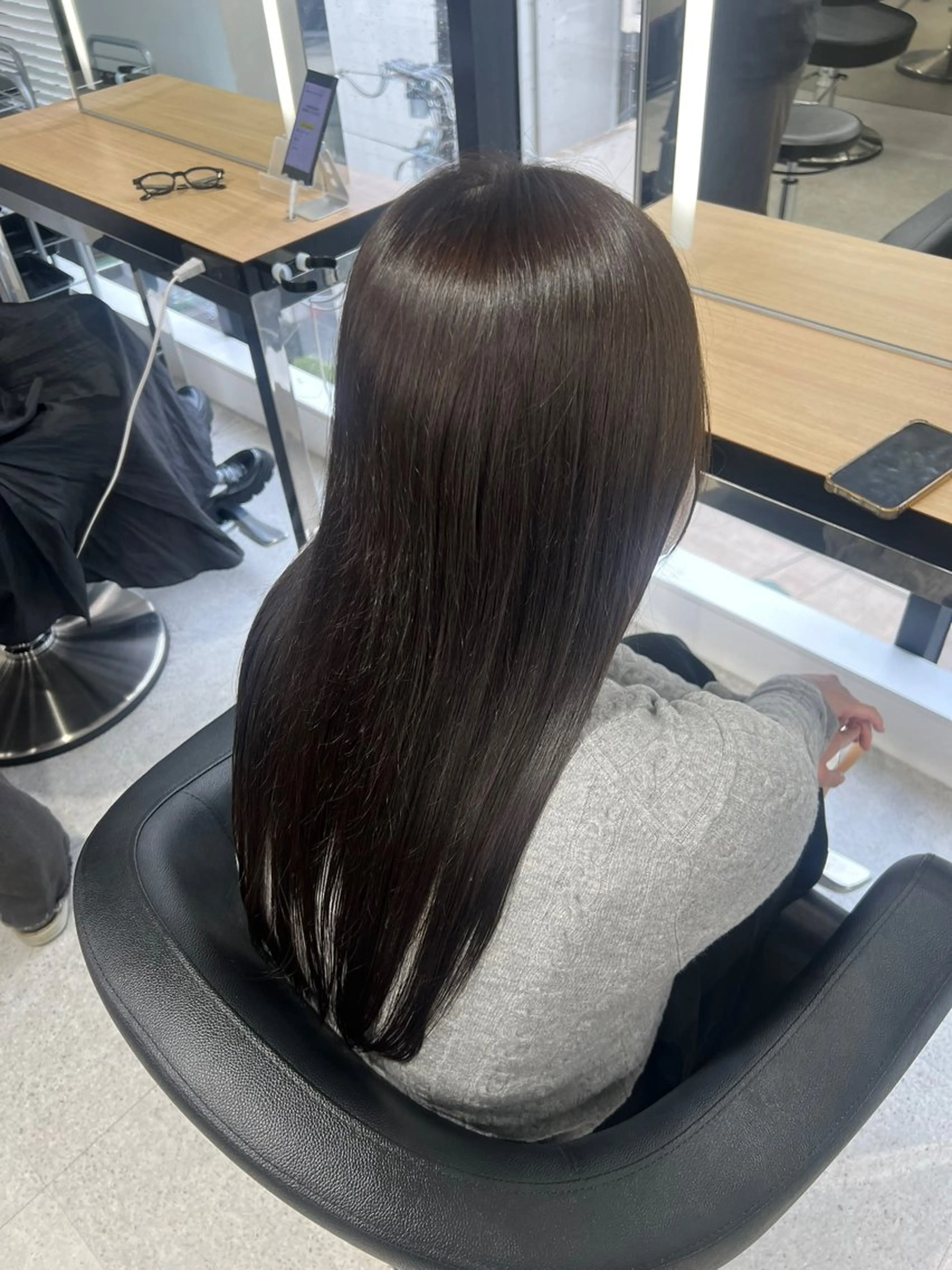 ロング カラー ブリーチ 髪質改善 トリートメント ヘアカラー 💗愛され暖色💗 ピンク/レッド💗のヘアスタイル