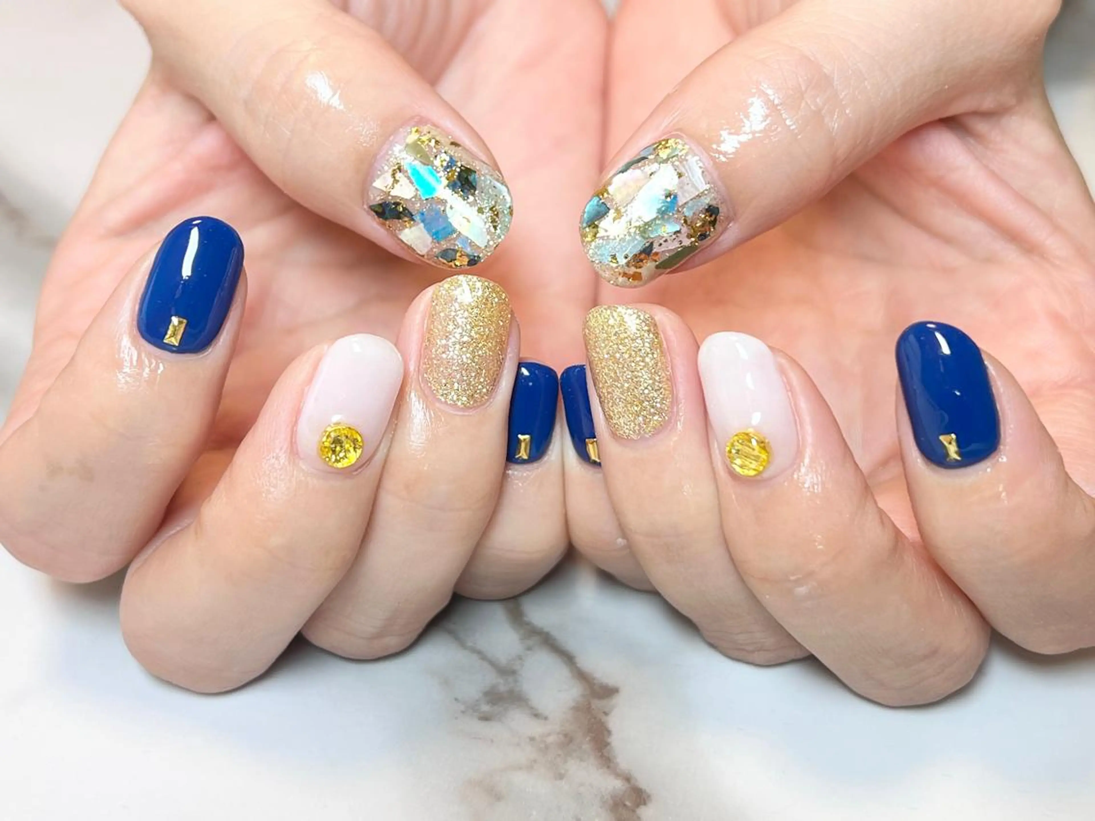 ネイル ネイリスト シンのネイルデザイン