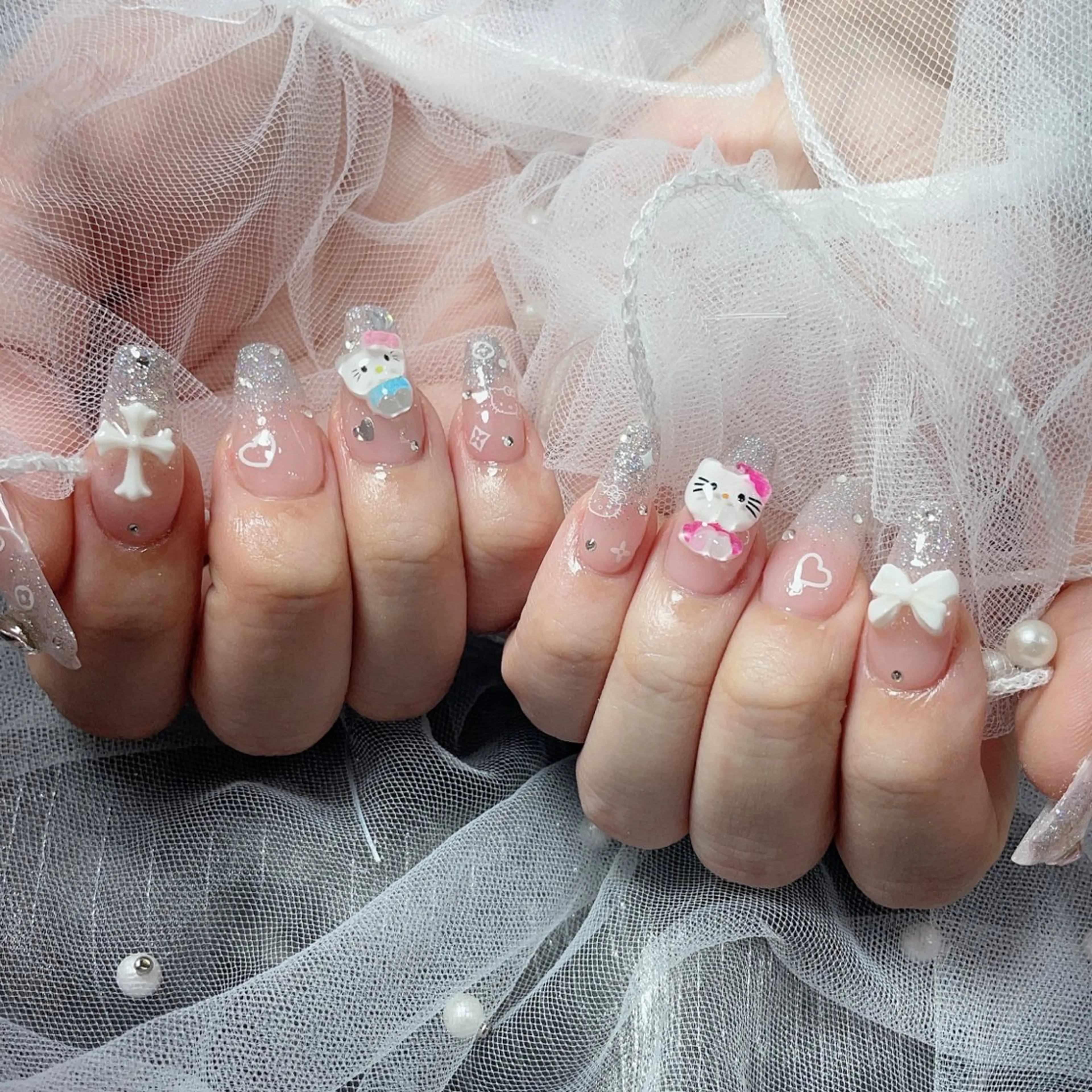 ネイル ロングネイル マグネットネイル ピンク 夏ネイル ハンドネイル princess 木戸　唯のネイルデザイン