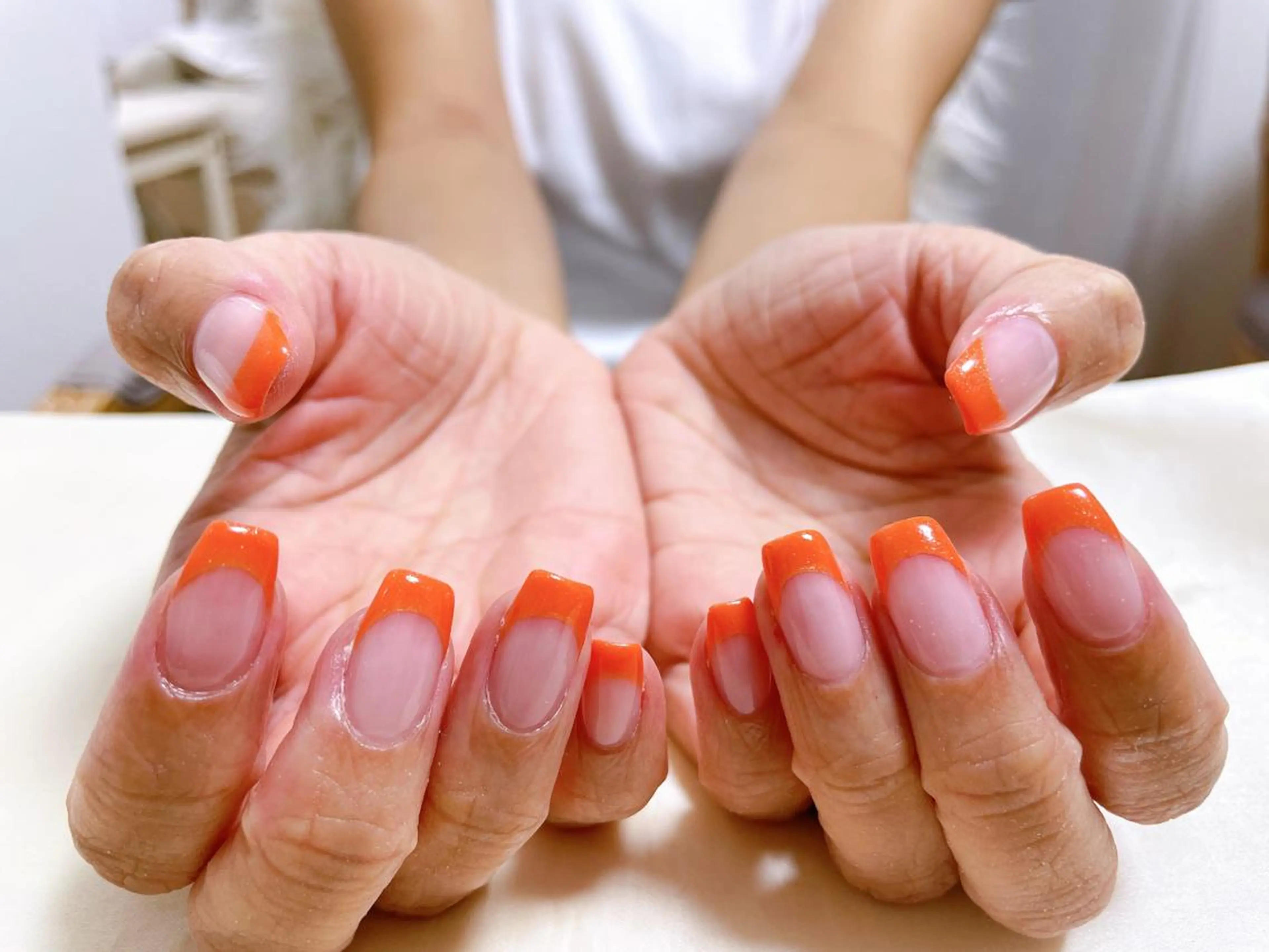 ネイル フレンチネイル オレンジ Mogu nail 二子玉川のネイルデザイン