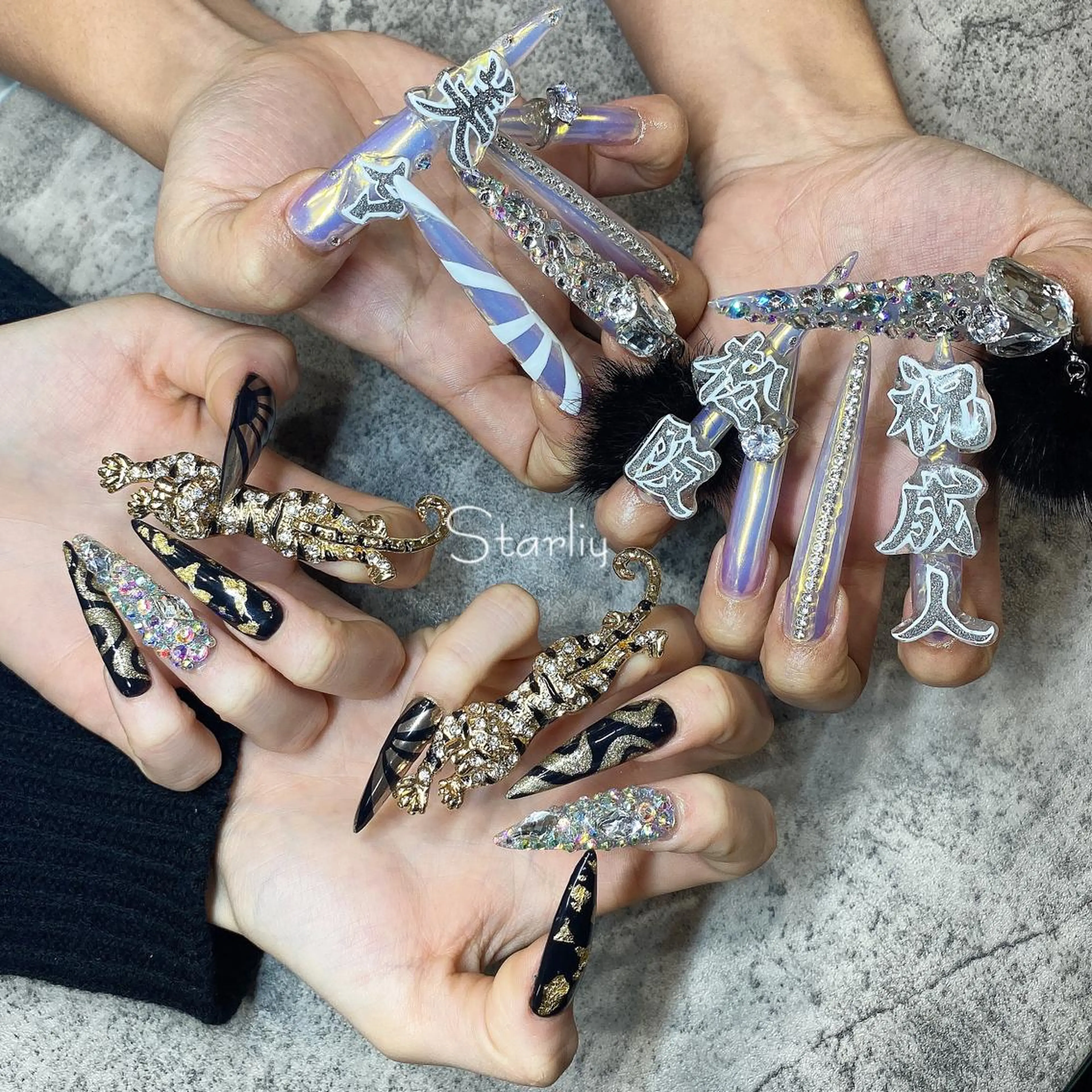 ネイル Starliy所属・~Starliy~ 三重県津市のネイルデザイン