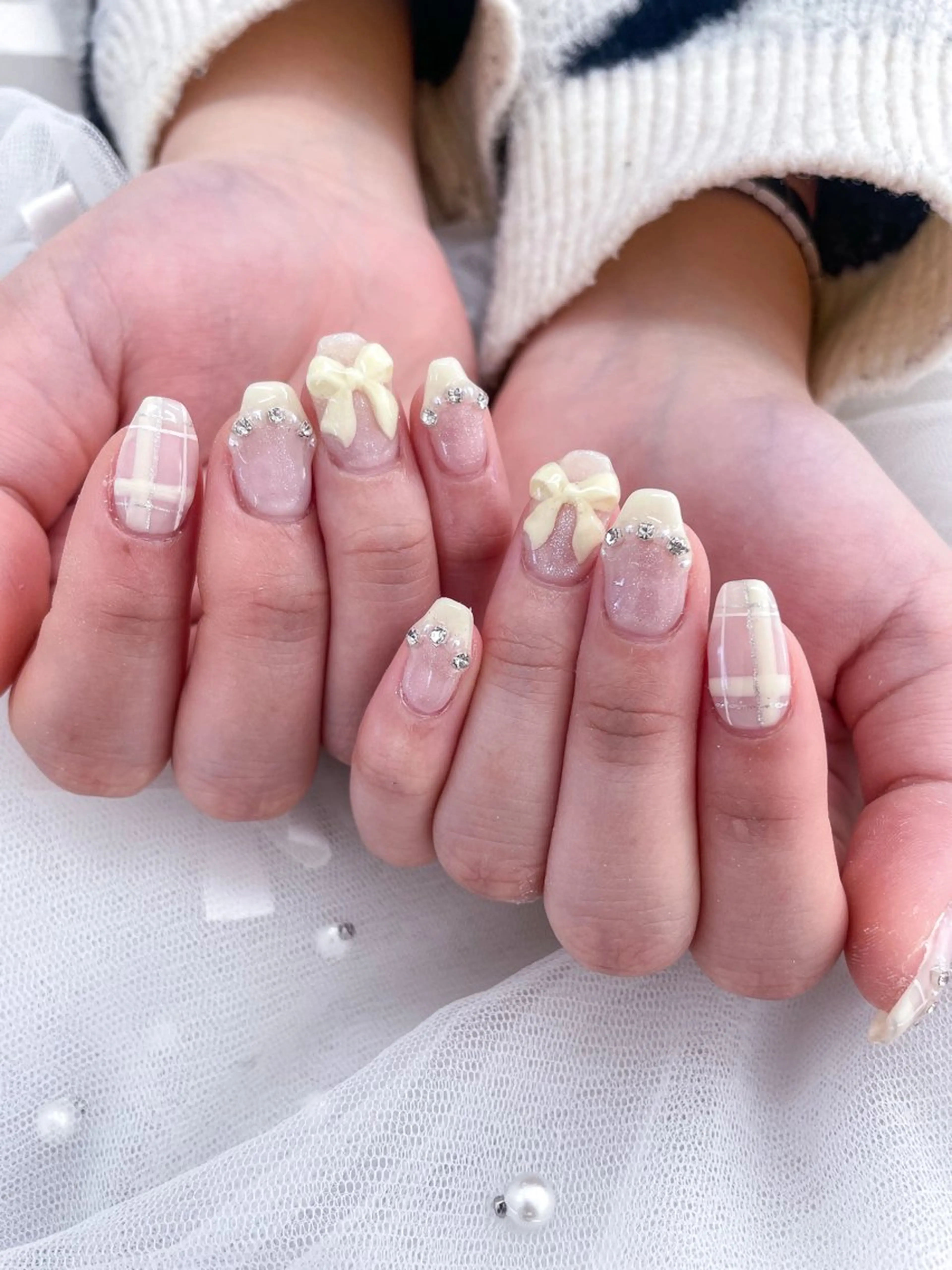 ネイル リボン ハンドネイル 五十嵐 美智のネイルデザイン