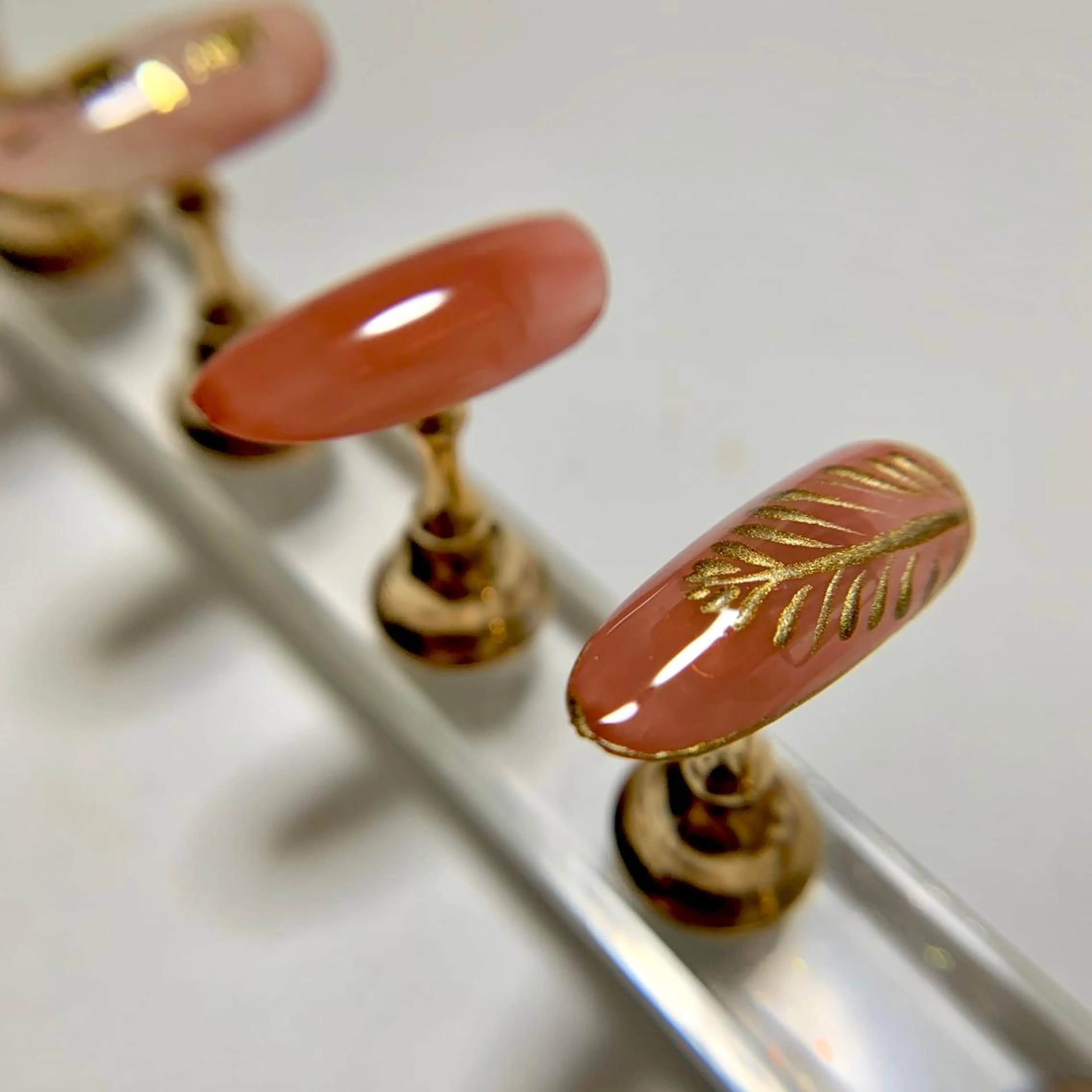 ネイル カジュアル atore つかさのマツエク・マツパデザイン