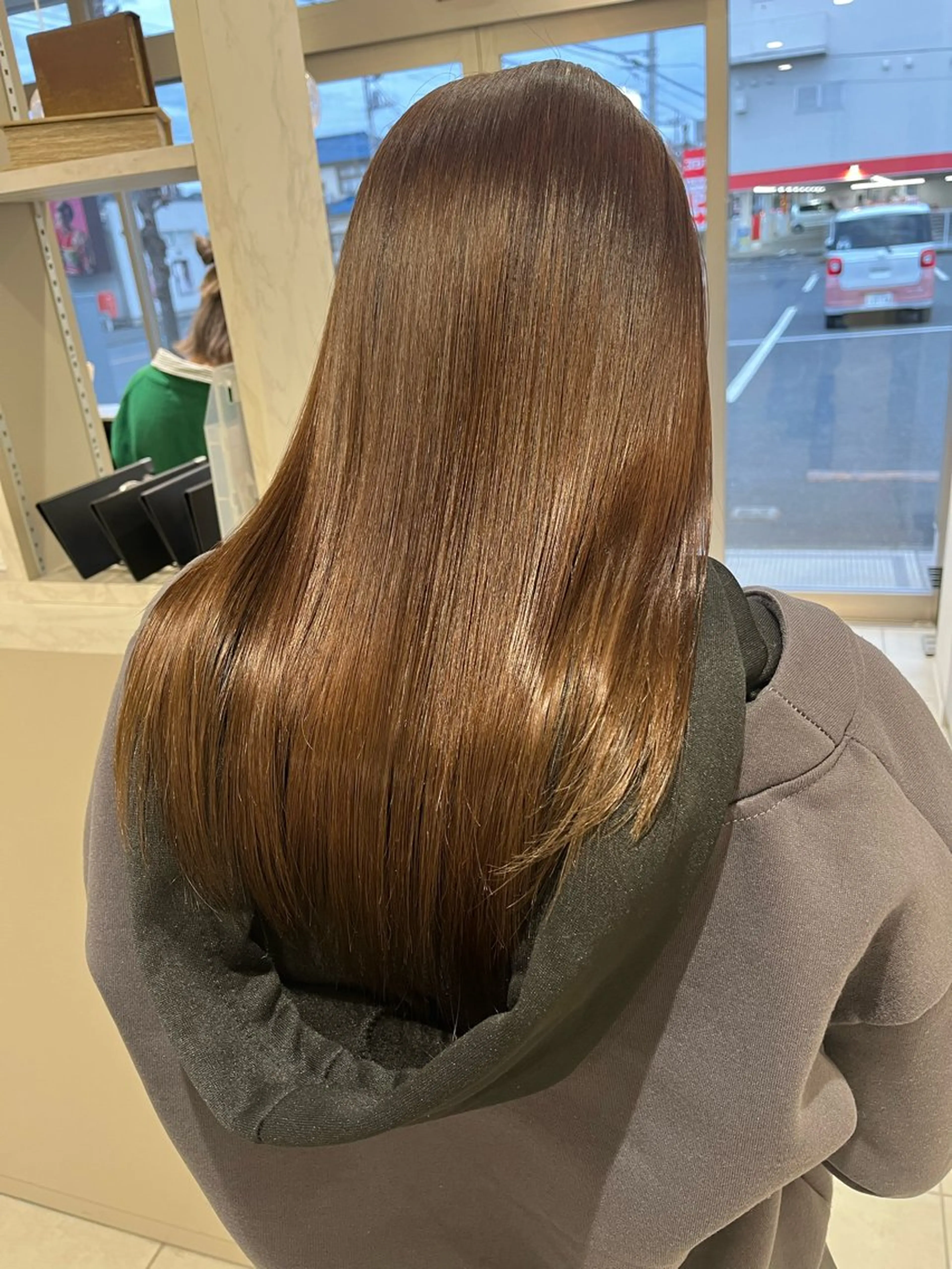 カット＋クオ縮毛矯正＋3STEPトリートメントの写真