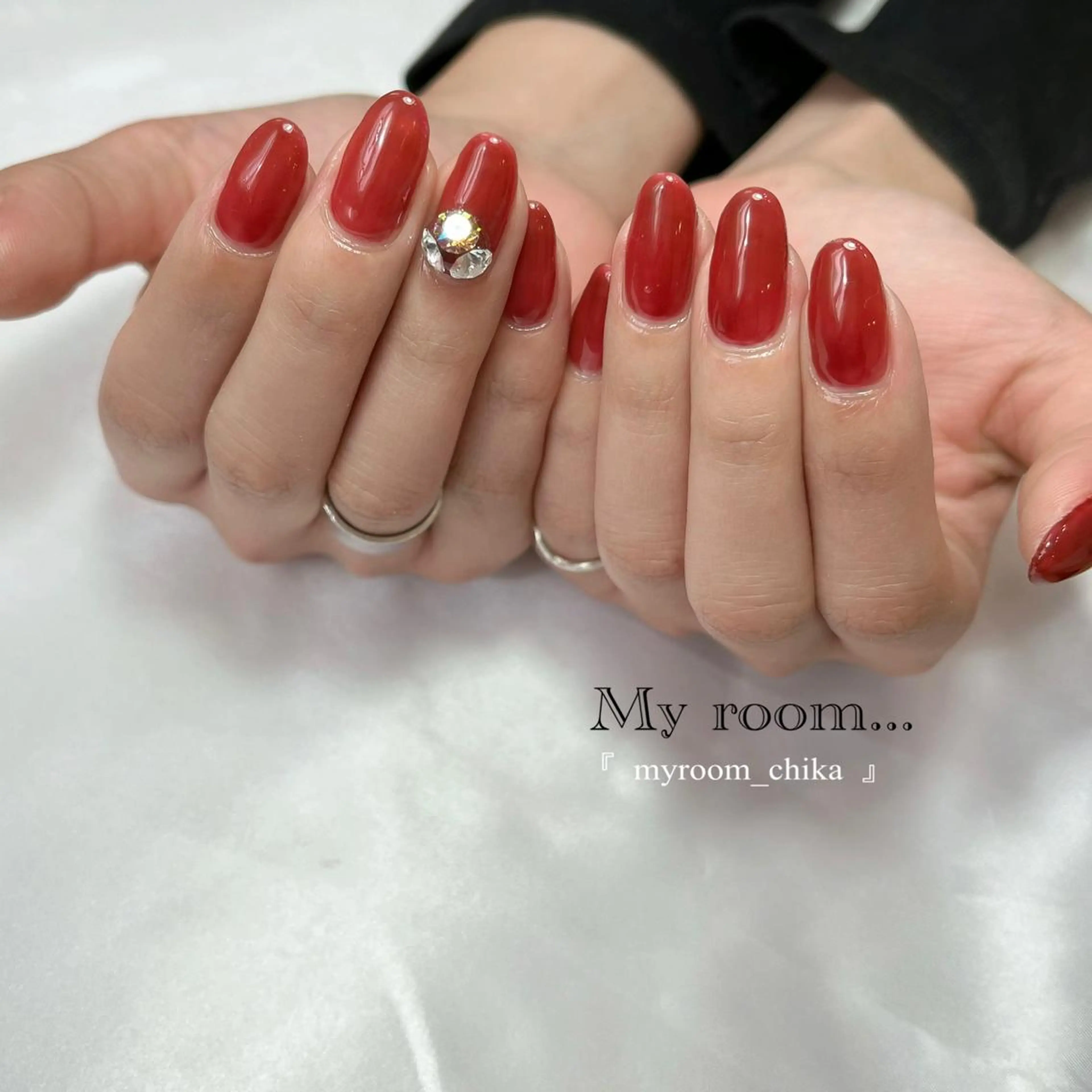 ネイル ワンカラーネイル ハンドネイル フットネイル Amua.facial salon所属・Amua.ハーブ 新宿御苑駅前のエステ・リラクイメージ