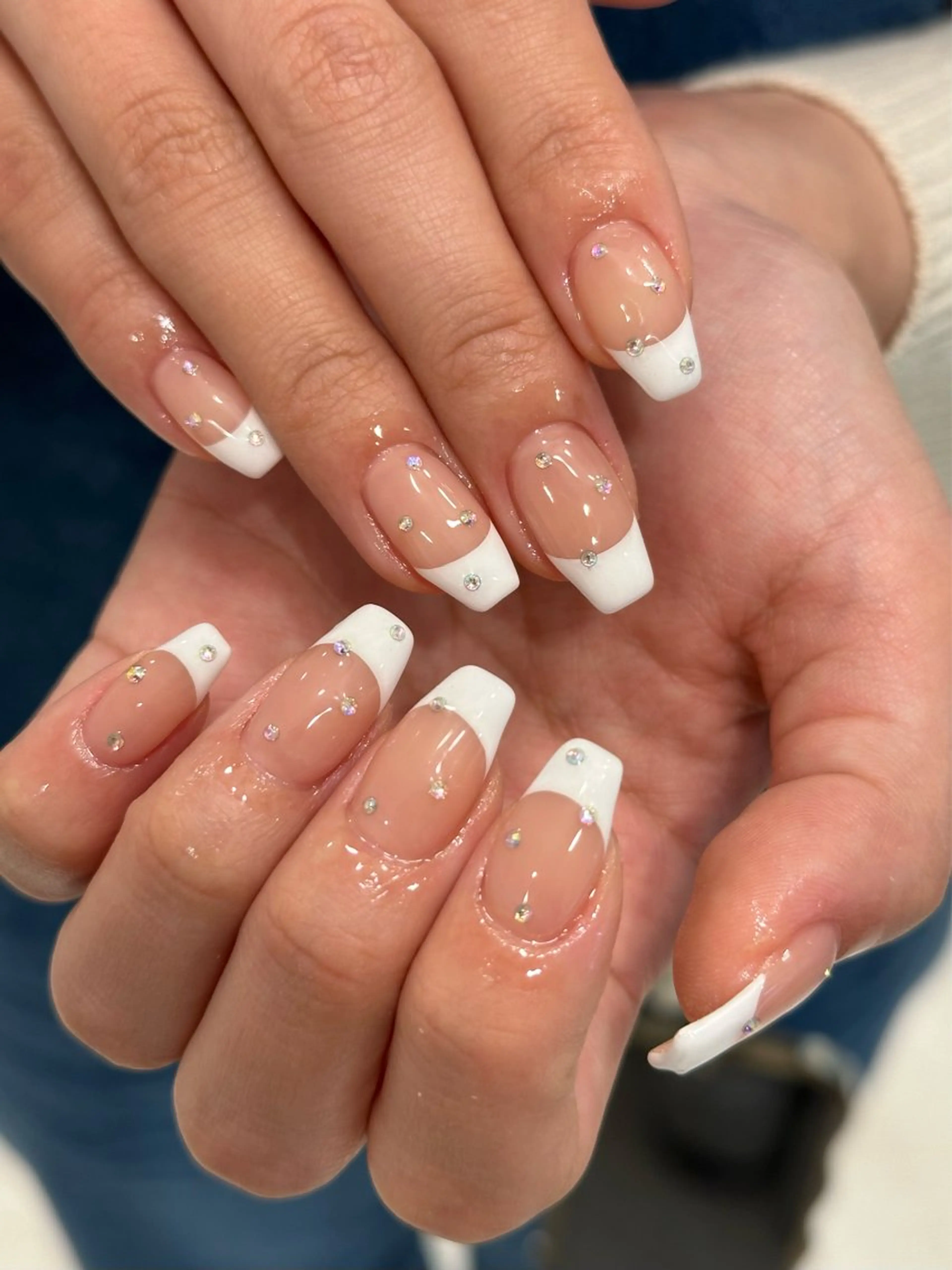 ［オフ無し］color french🤍　自爪を削らないpara gel使用⟡.·の写真