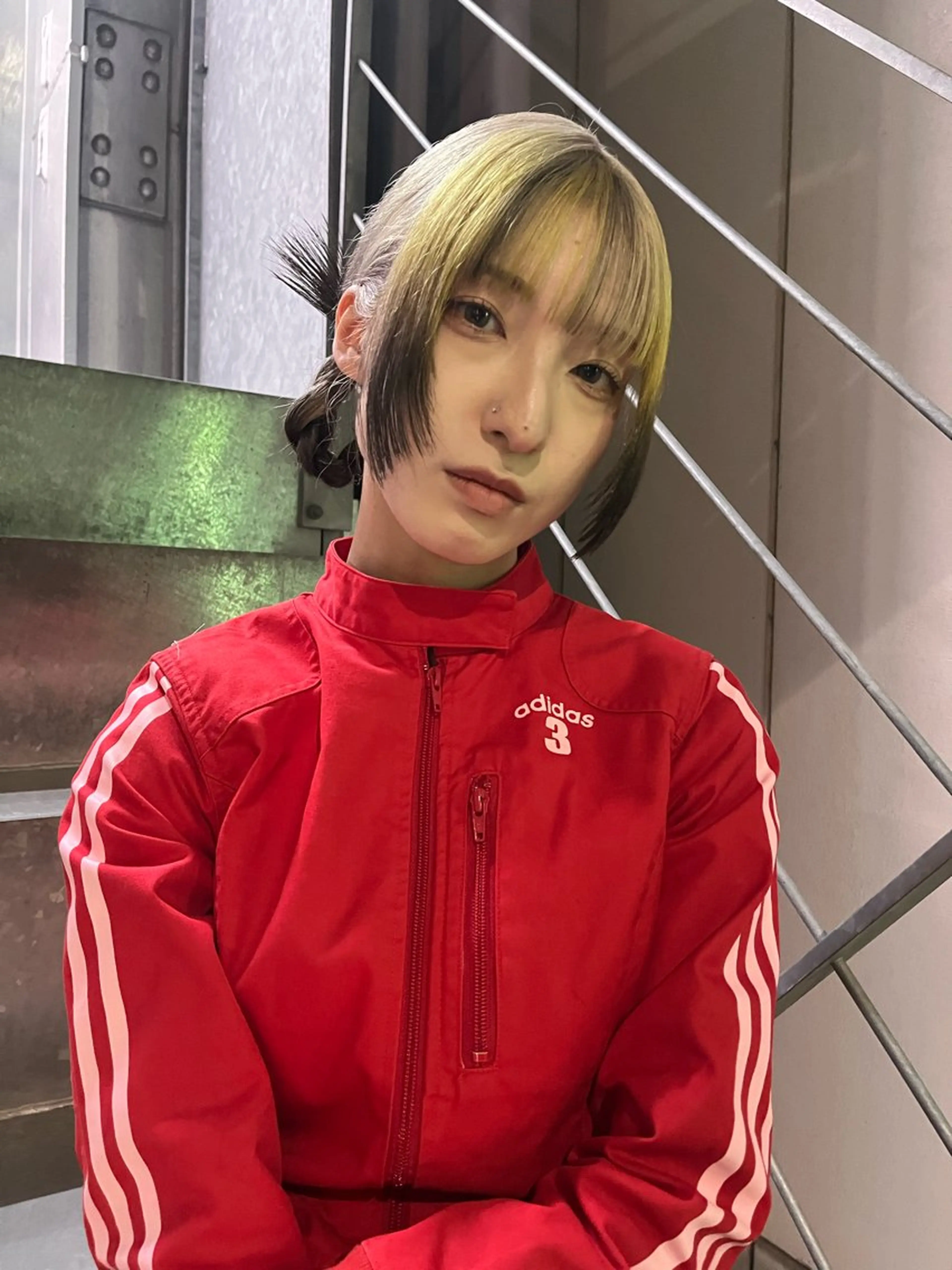 カラー 艶ブリーチ/表参道 ハイトーン /実乃梨のヘアスタイル