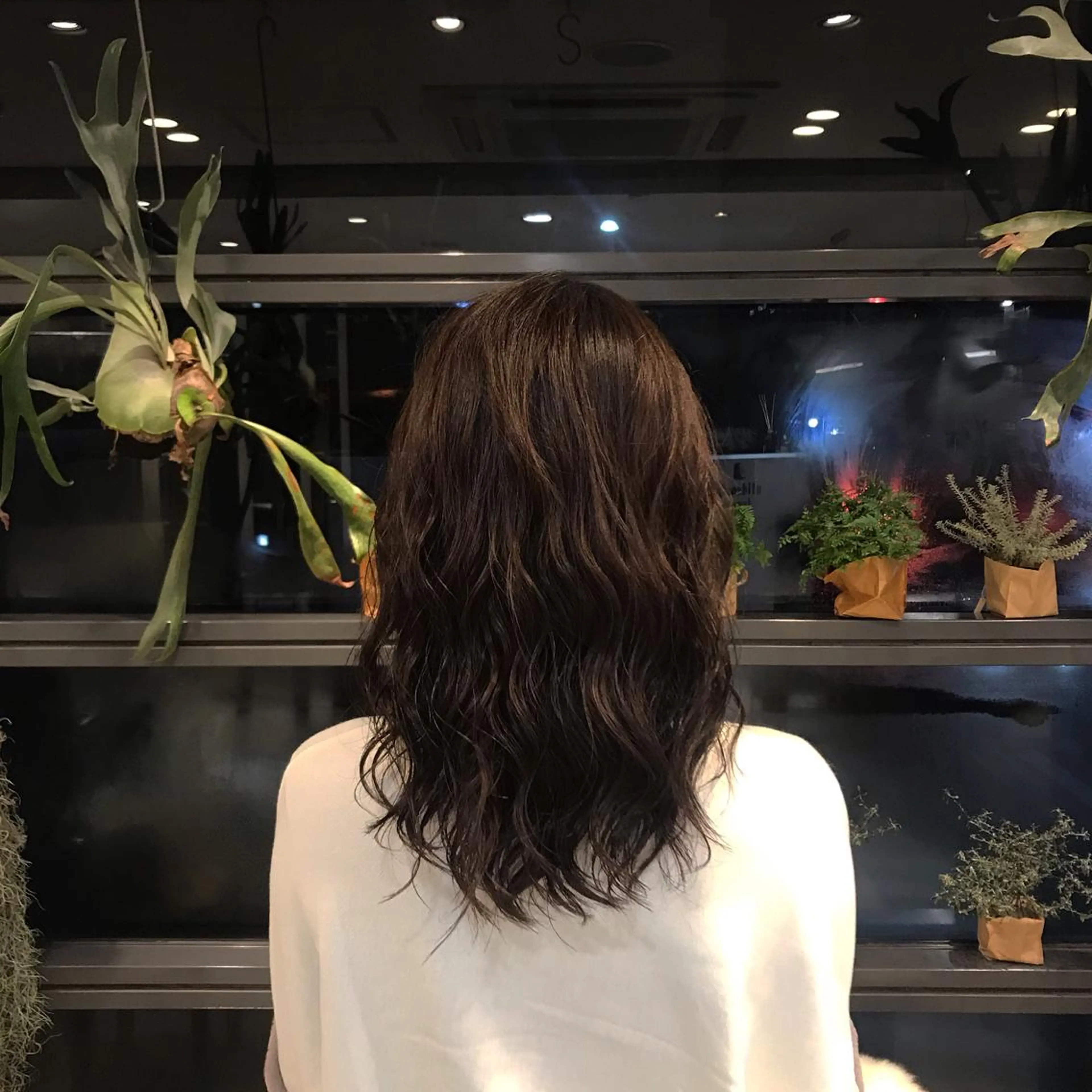 セミロング 菅原 彩加のヘアスタイル