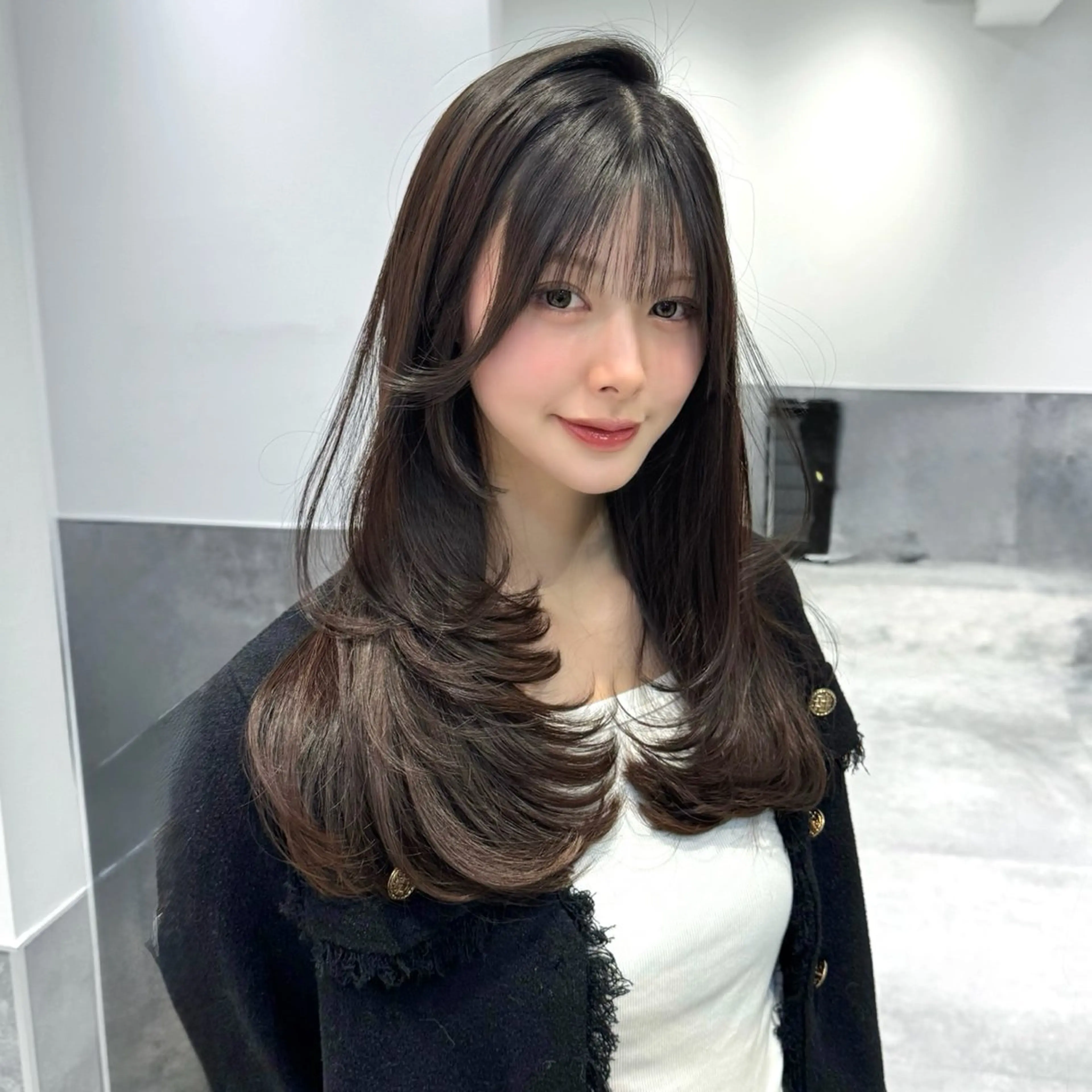 ロング カラー 透明感カラー グレージュ 顔周りカット レイヤーカット カット ヘアカラー トリートメント GO TODAY 原宿Verno店所属・韓国系支持率No.1 レイヤー特化/きょうのヘアスタイル