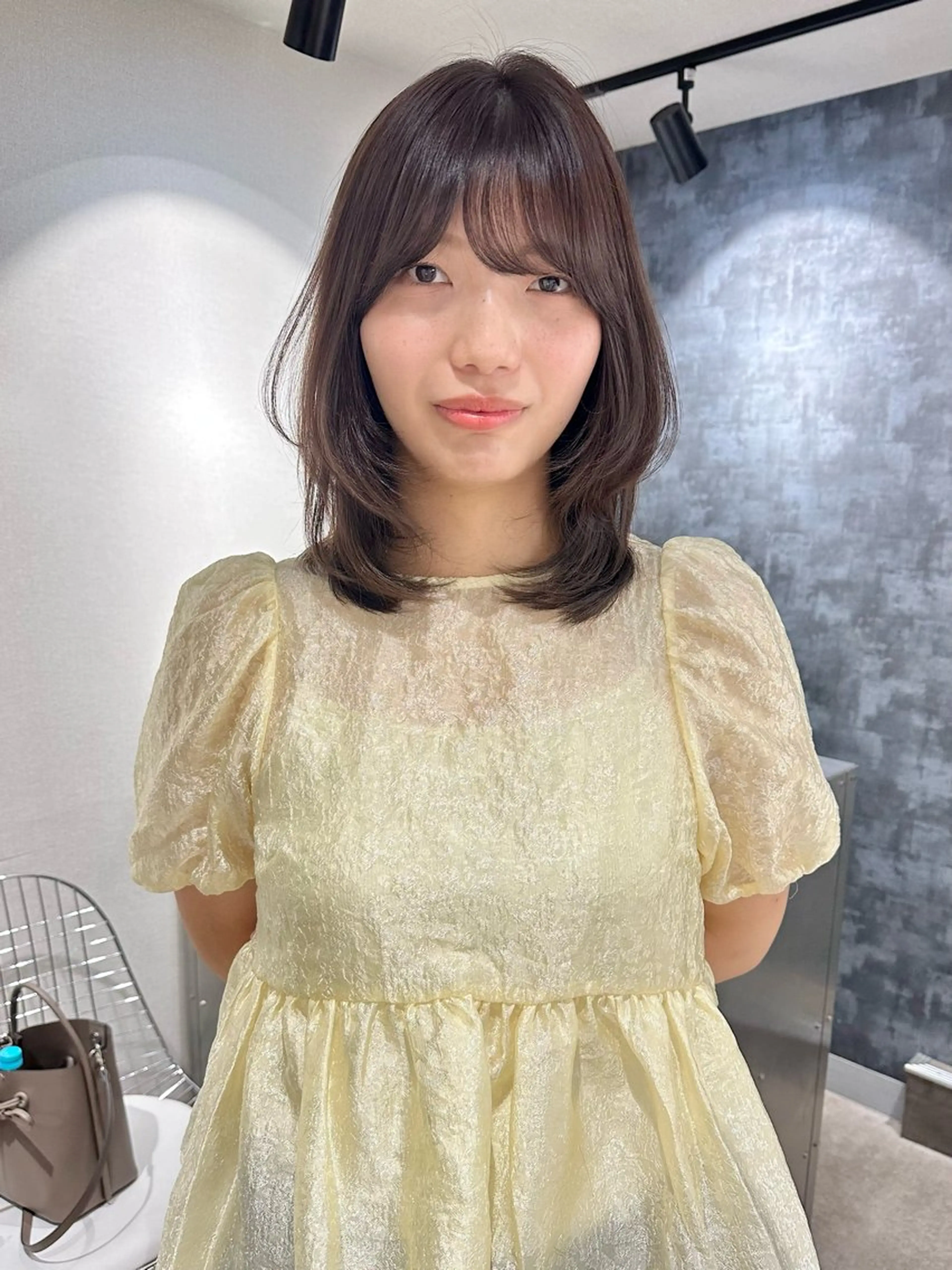 ミディアム カラー ダークグレー ダークグレージュ グレージュ レイヤーカット レイヤーカット🪄 耳ツボ🎀Ayumiのヘアスタイル