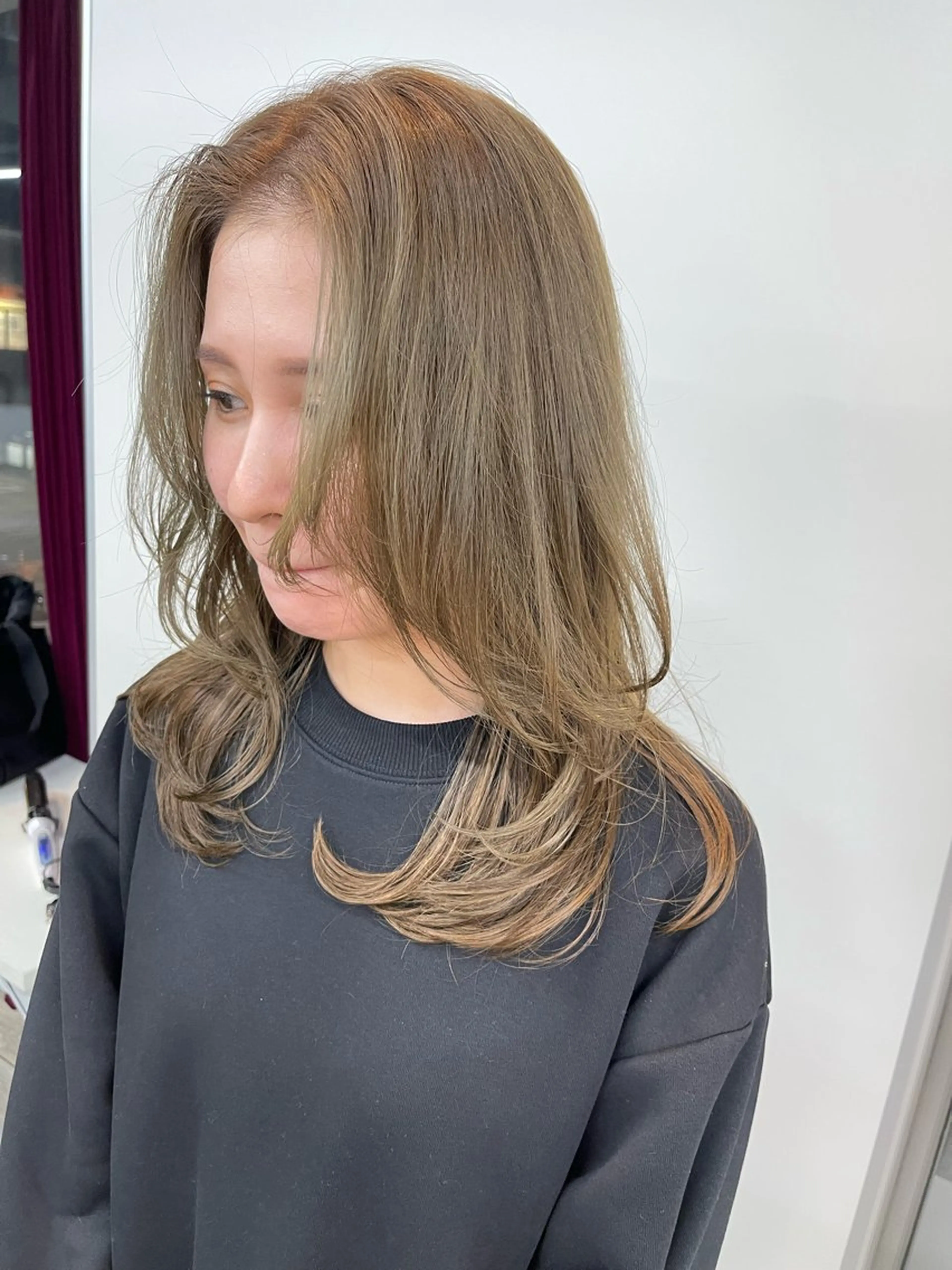 セミロング カラー ブリーチ 顔まわりレイヤー 顔周りカット レイヤーカット ダブルカラー /まつ毛パーマ🎀のヘアスタイル