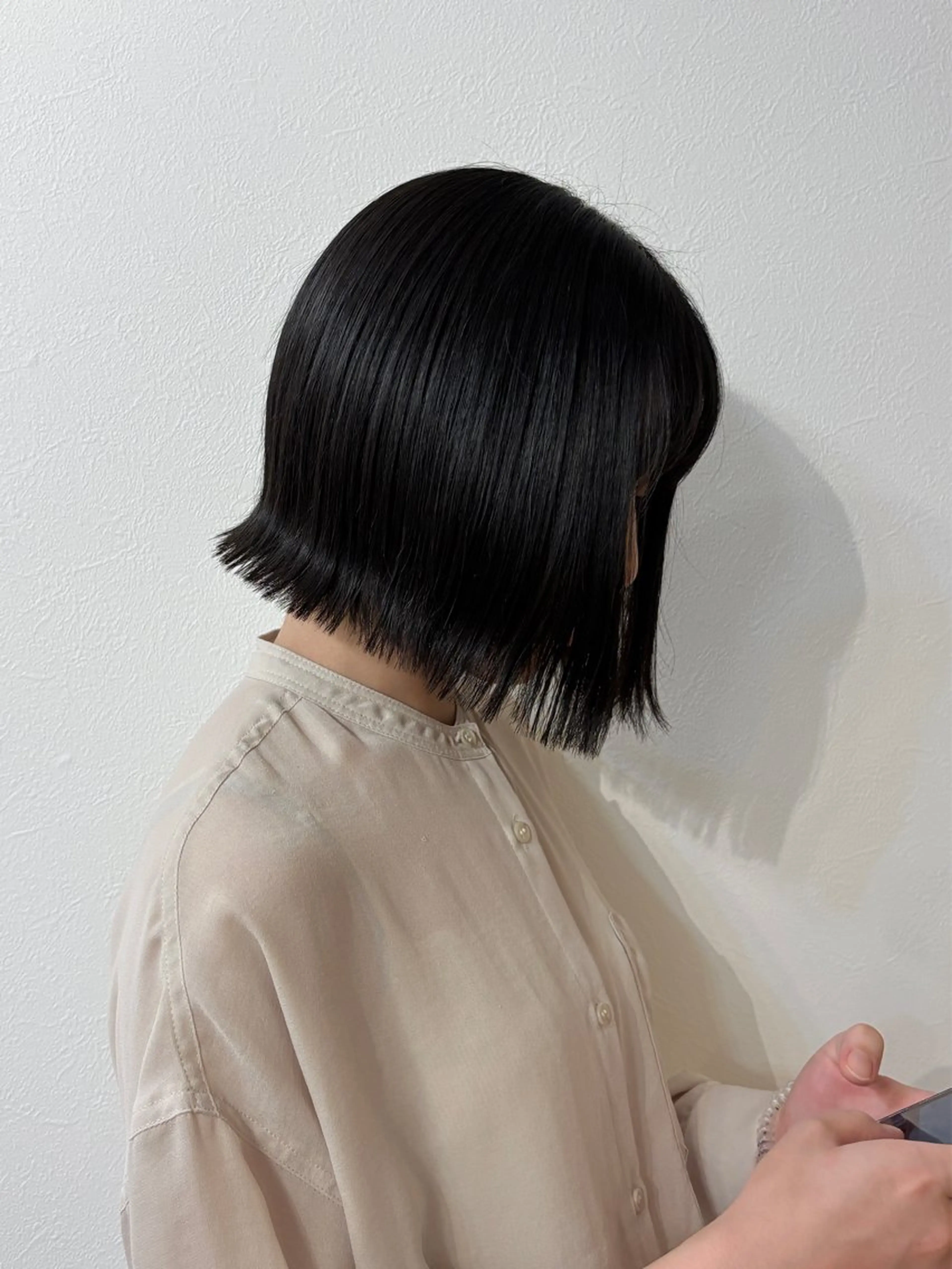 ショート ボブ 外ハネヘア カット mille所属・ショート／レイヤー ショートボブのヘアスタイル