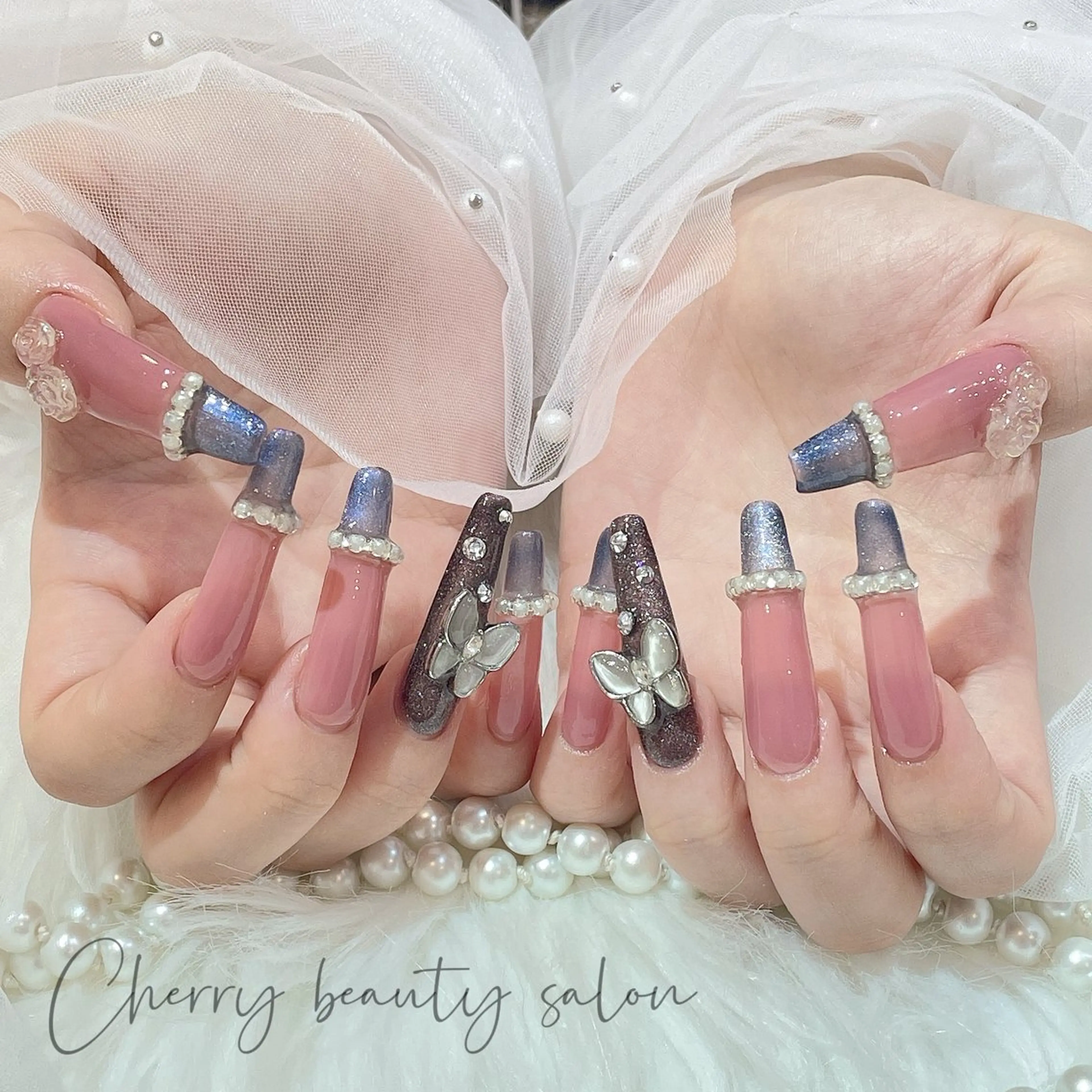 ネイル アートネイル フットネイル ジェルネイル キラキラネイル 韓国ネイル SAKURA 🍒のネイルデザイン