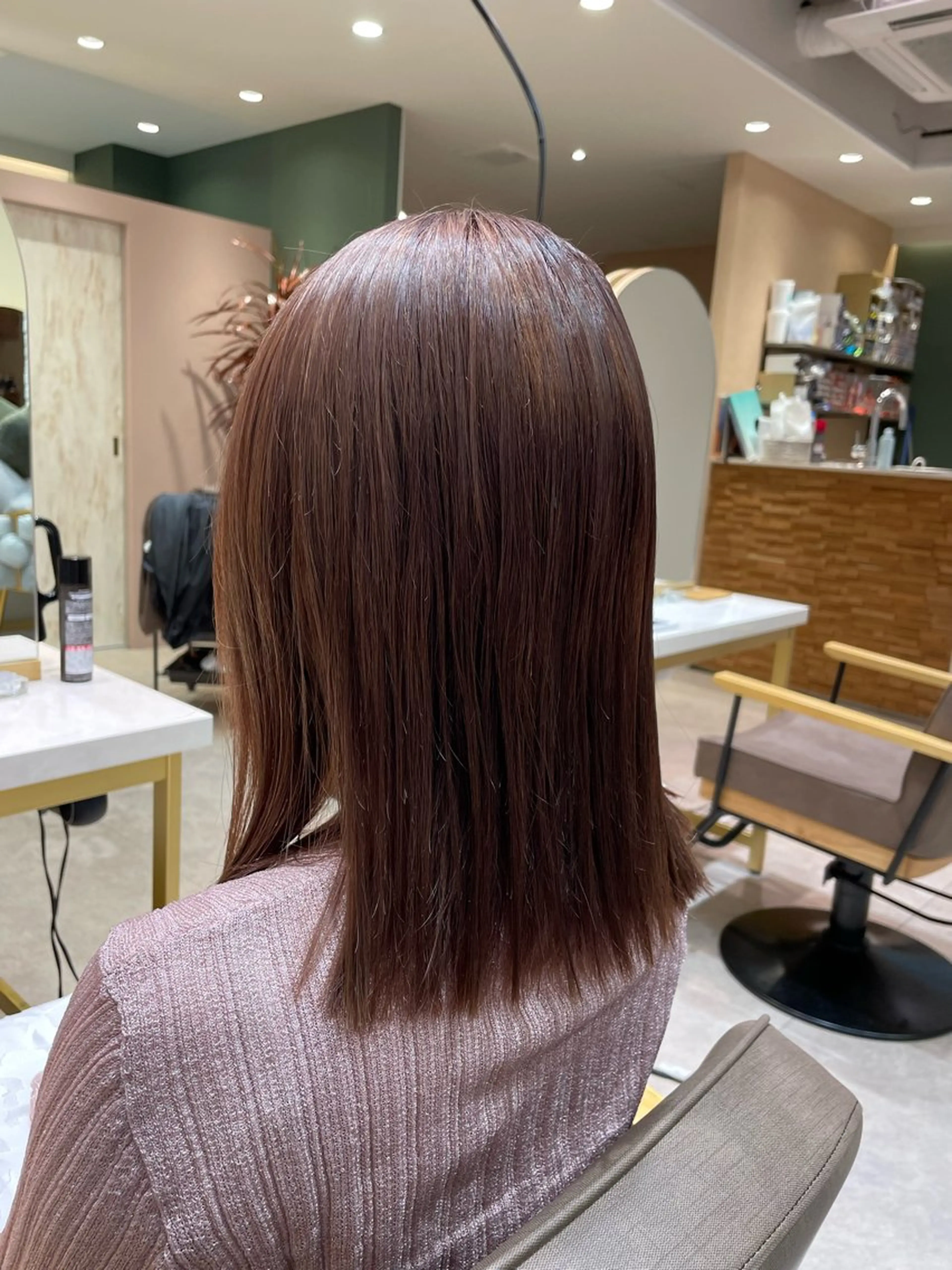 ミディアム カラー ブリーチ ブラウンカラー ピンクカラー ピンクブラウン カット ヘアカラー トリートメント blanc hair eyelash所属・髪質改善 BlancHairのヘアスタイル