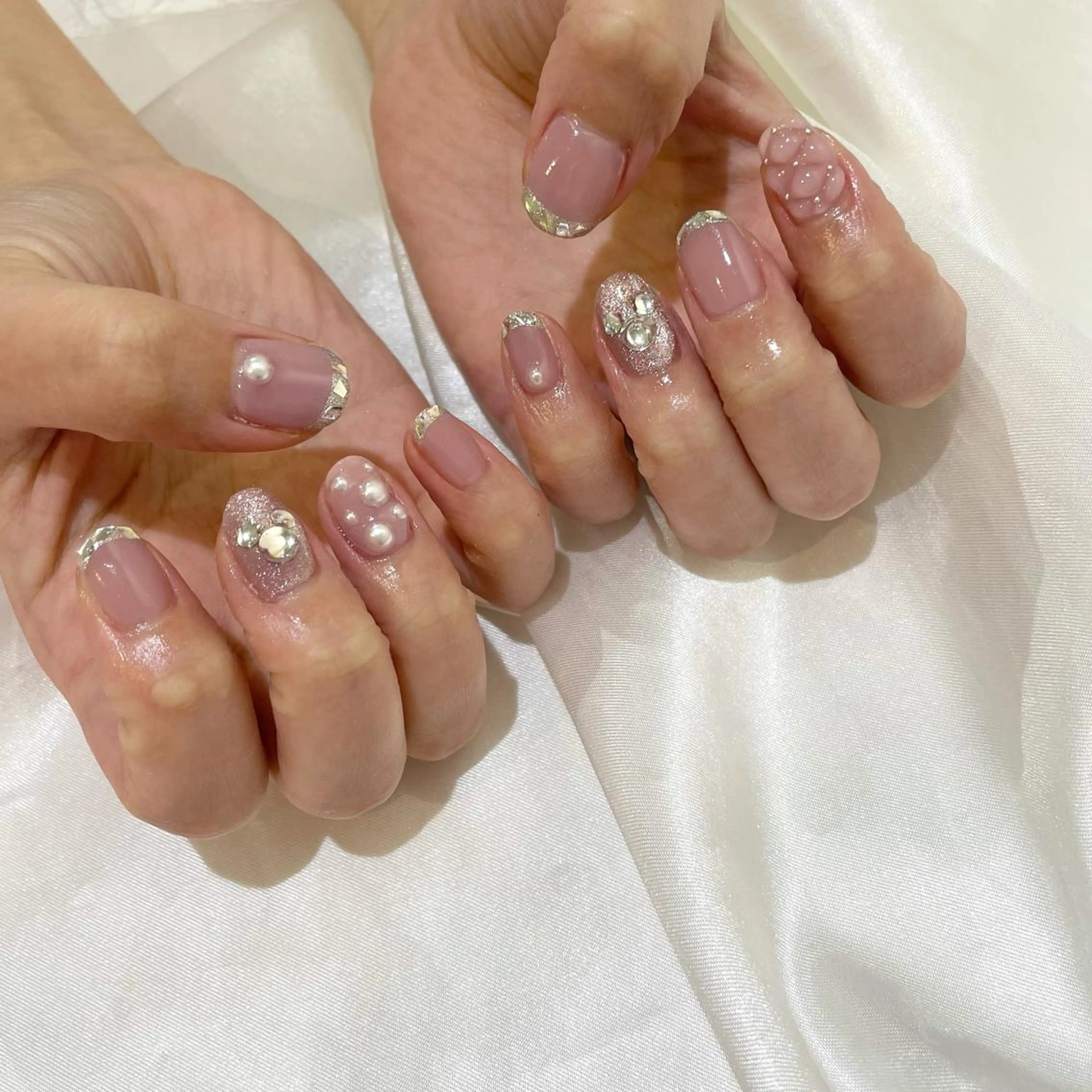 ネイル classic 新横浜所属・山田 暉のネイルデザイン