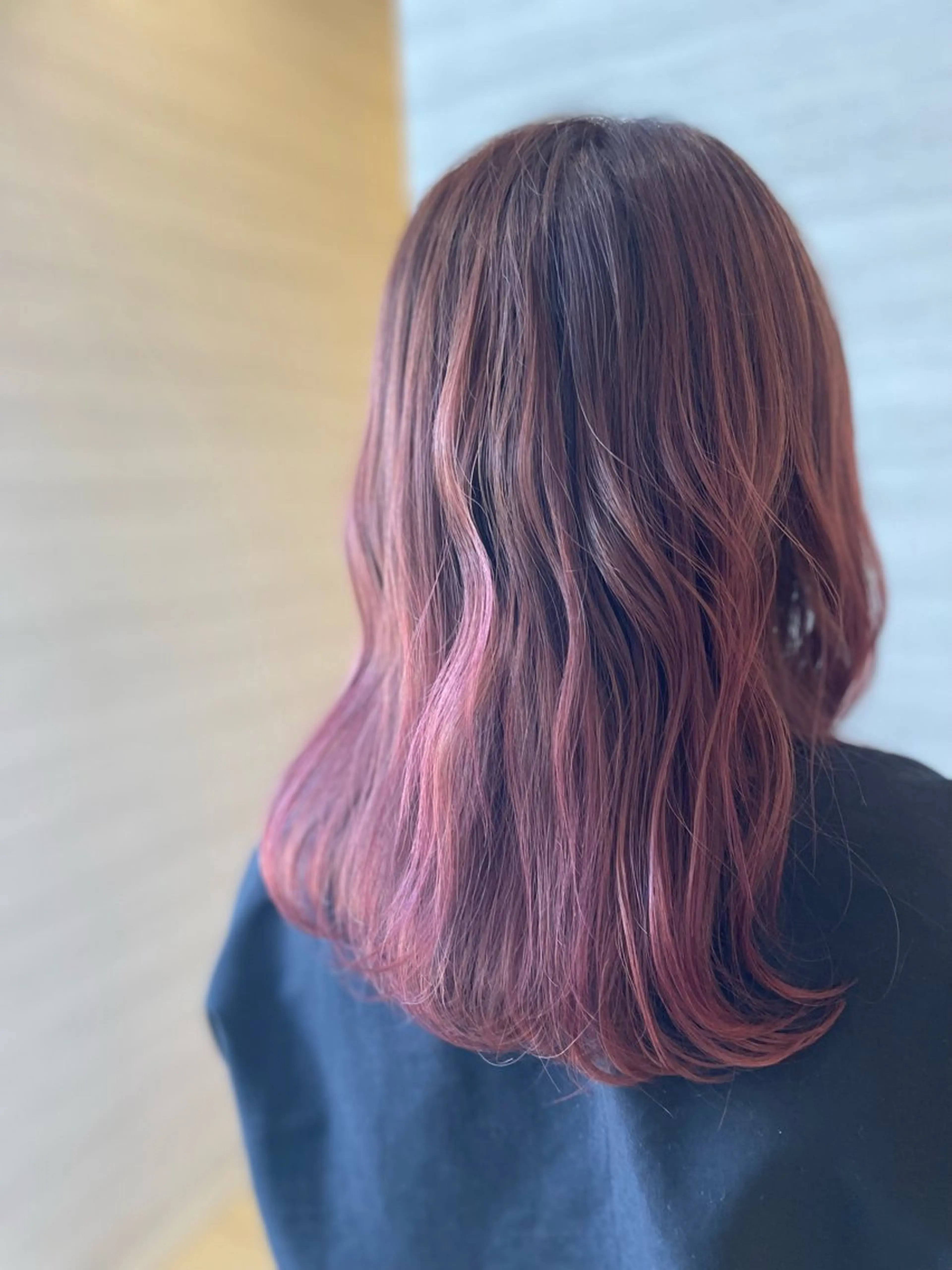 カラー 仙石 愛のヘアスタイル