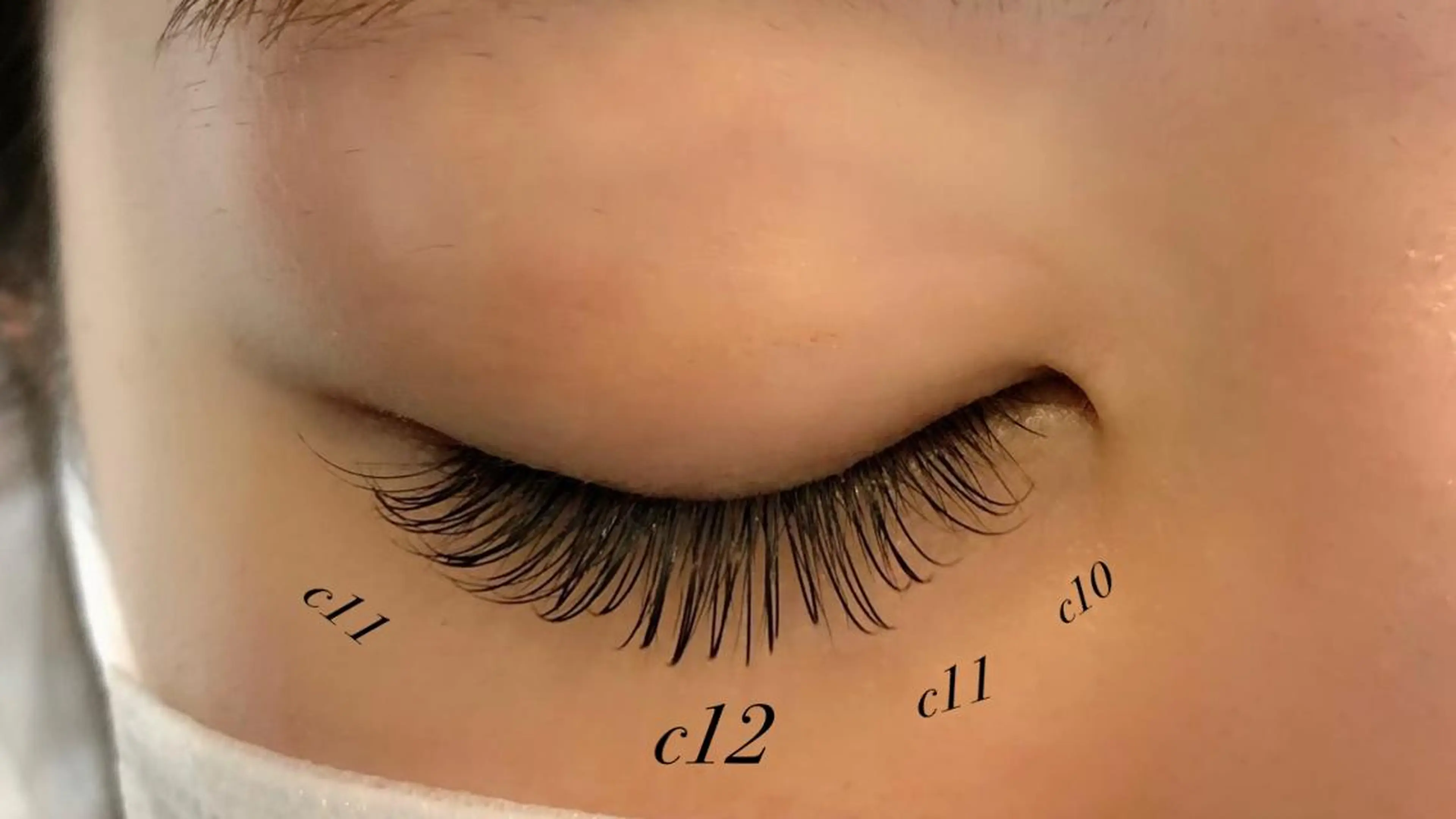 マツエク・マツパ mimi 西村の眉毛・アイブロウイメージ