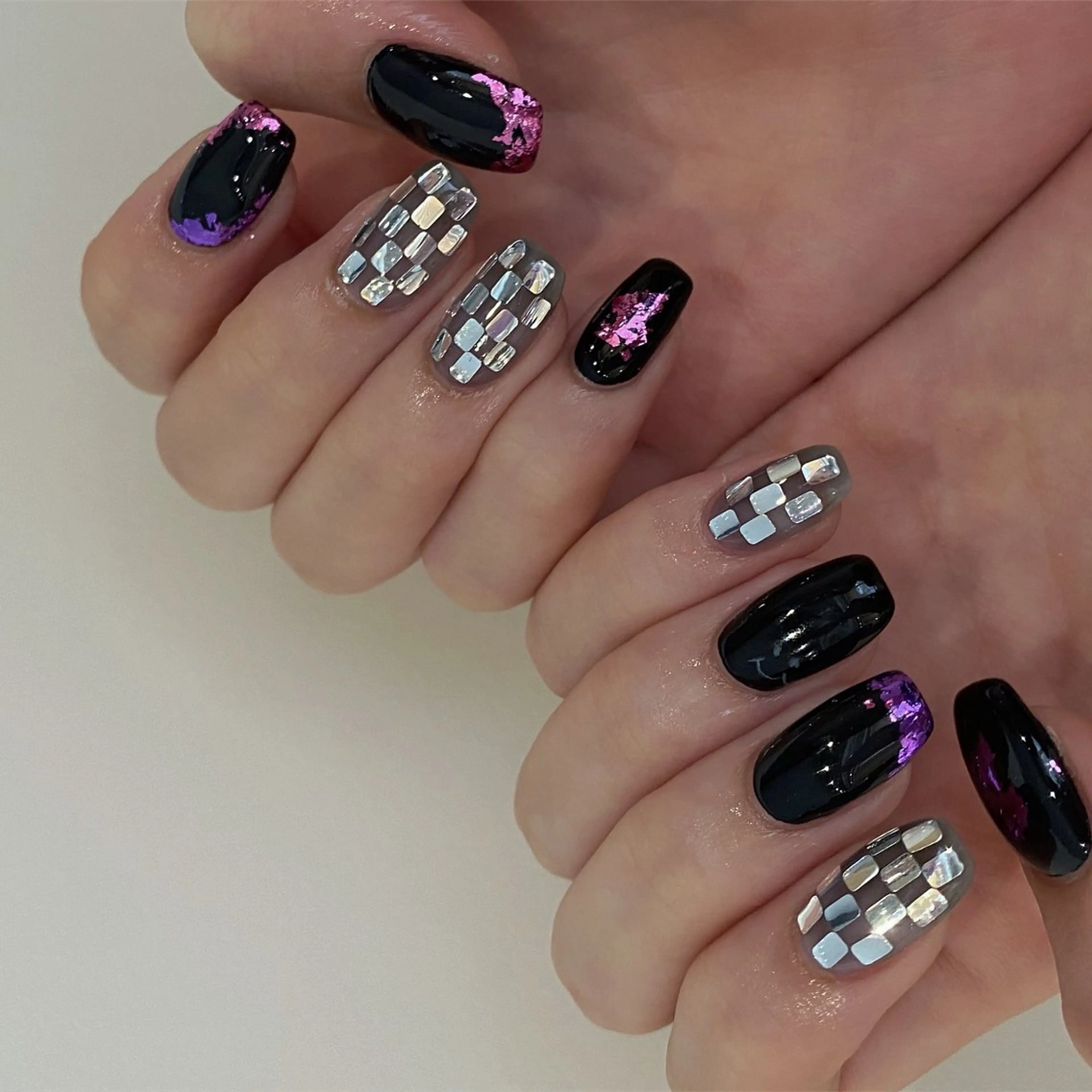 ネイル BONNIE所属・BONNIE MIKIのネイルデザイン