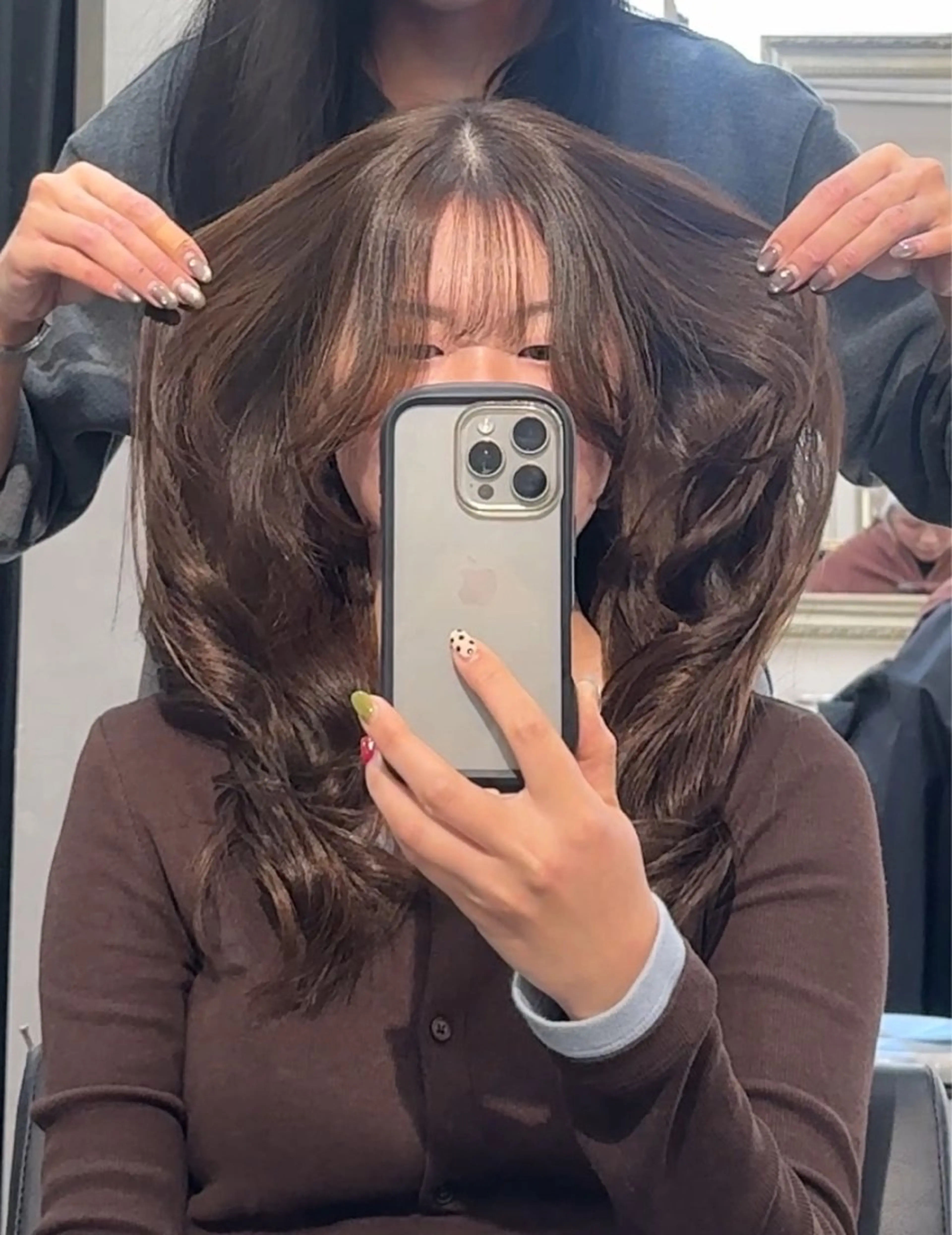 ロング カラー ブリーチ 透明感カラー ダブルカラー グレージュ ブリーチなしカラー 堀江／韓国・透明感 カラー／みずき🐩のヘアスタイル