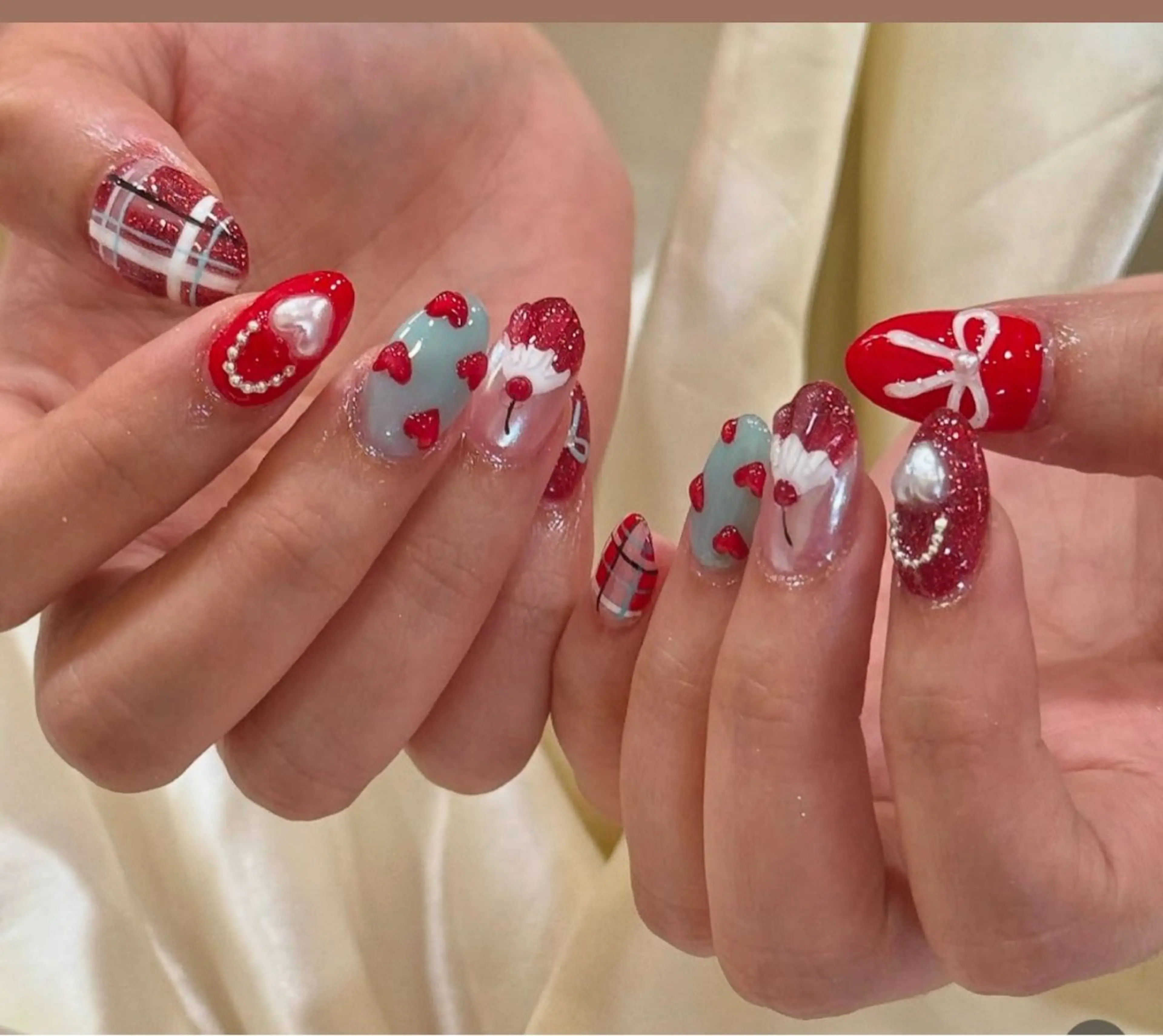 ネイル アートネイル オーロラネイル チークネイル フレンチネイル ガラスフレンチ 🎀🎀YooLi Nail Salonのネイルデザイン