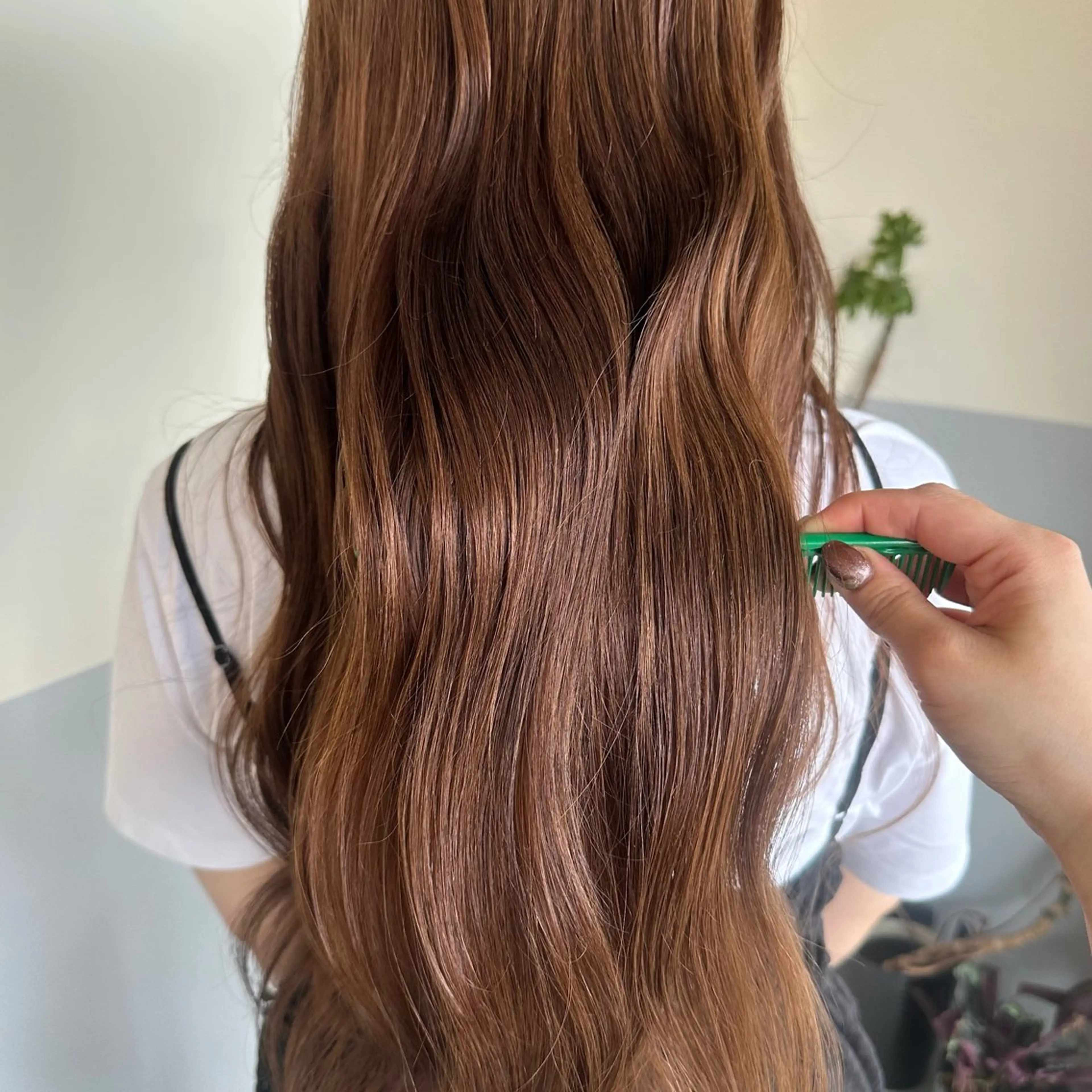 ロング カラー オレンジ basho岡本 菜那のヘアスタイル