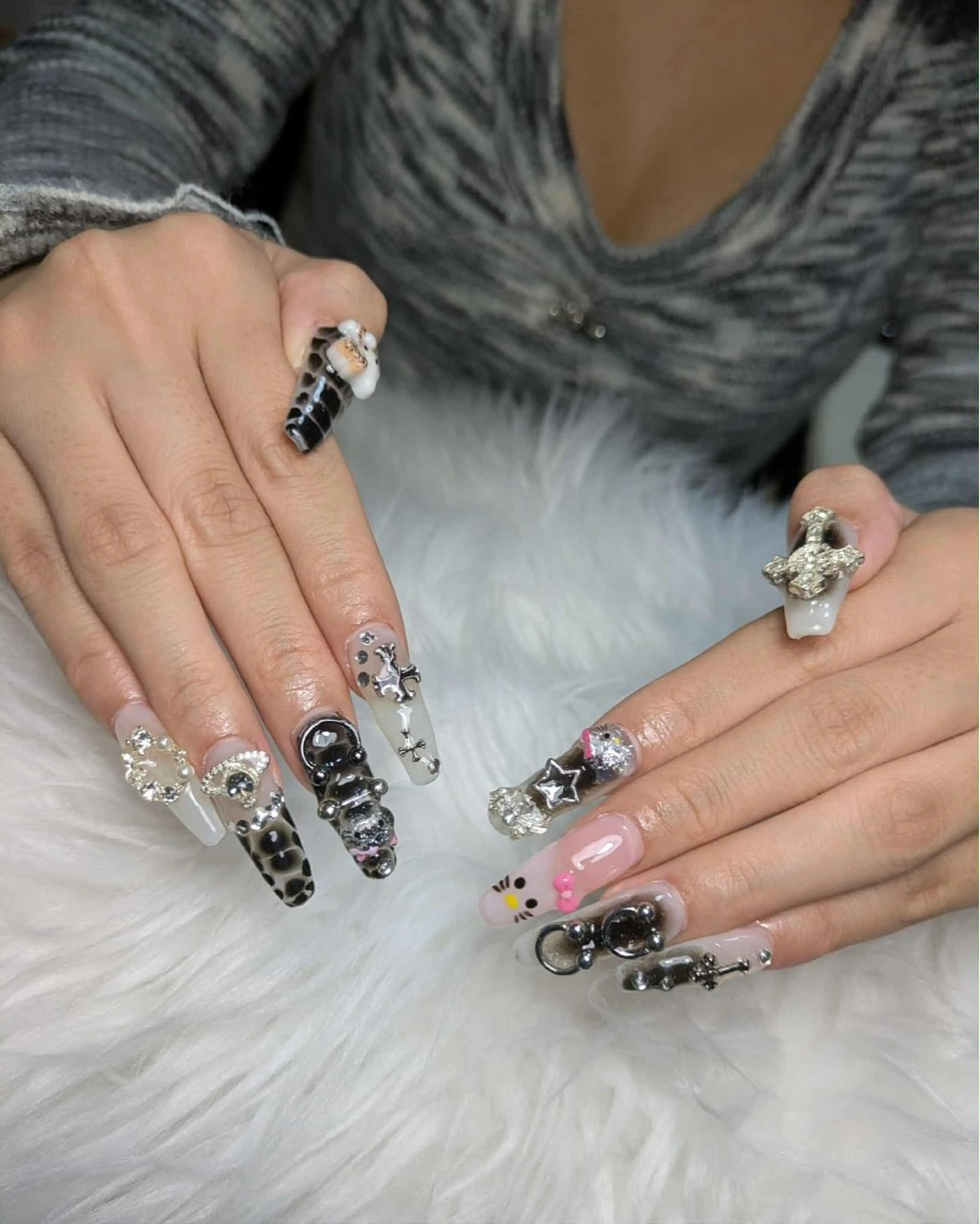 ネイル Queen Nail 柏店　クイーンネイルのネイルデザイン