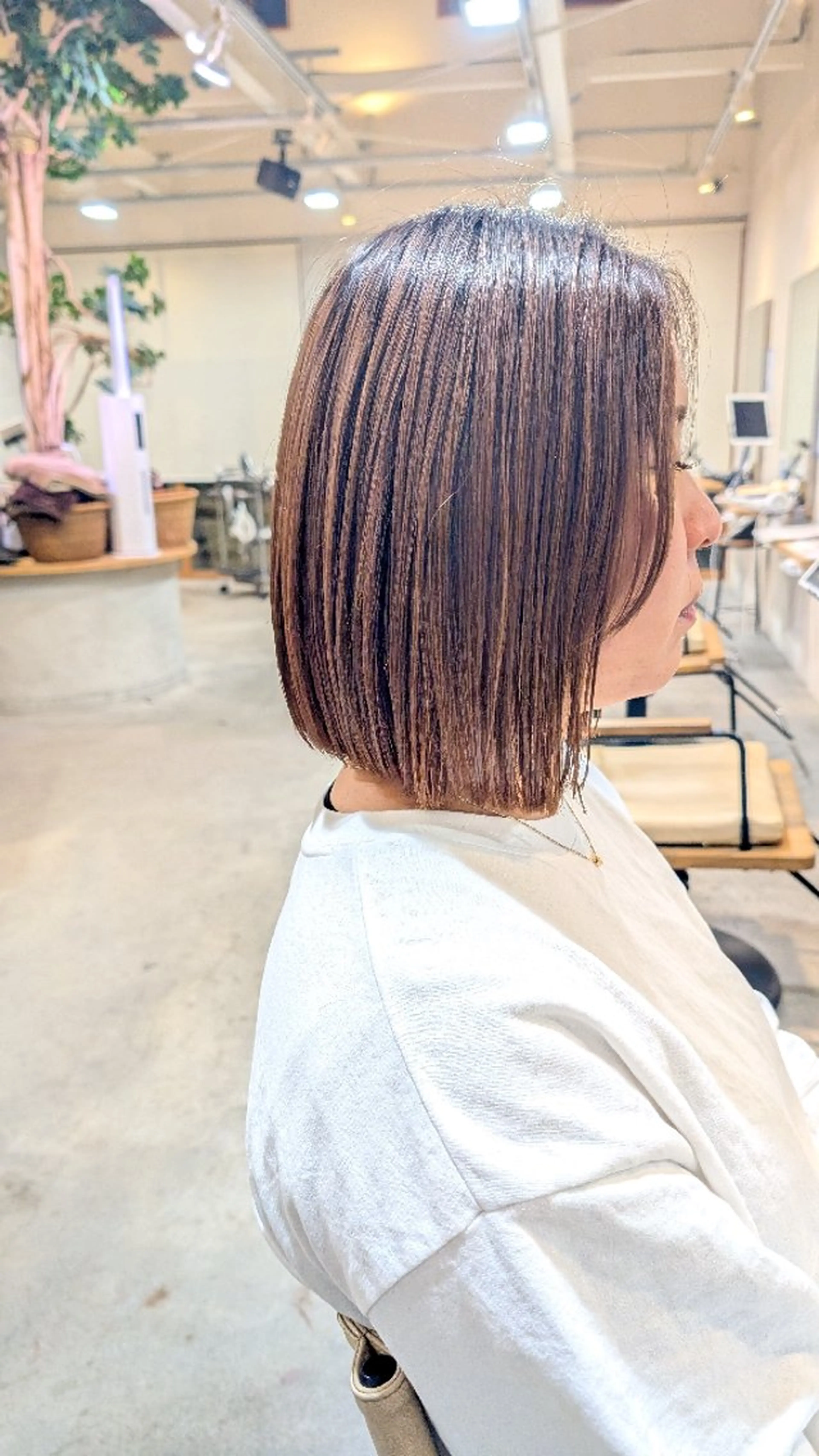 ミディアム 切りっぱなしボブ ボブ 【女性限定】 shioriのヘアスタイル