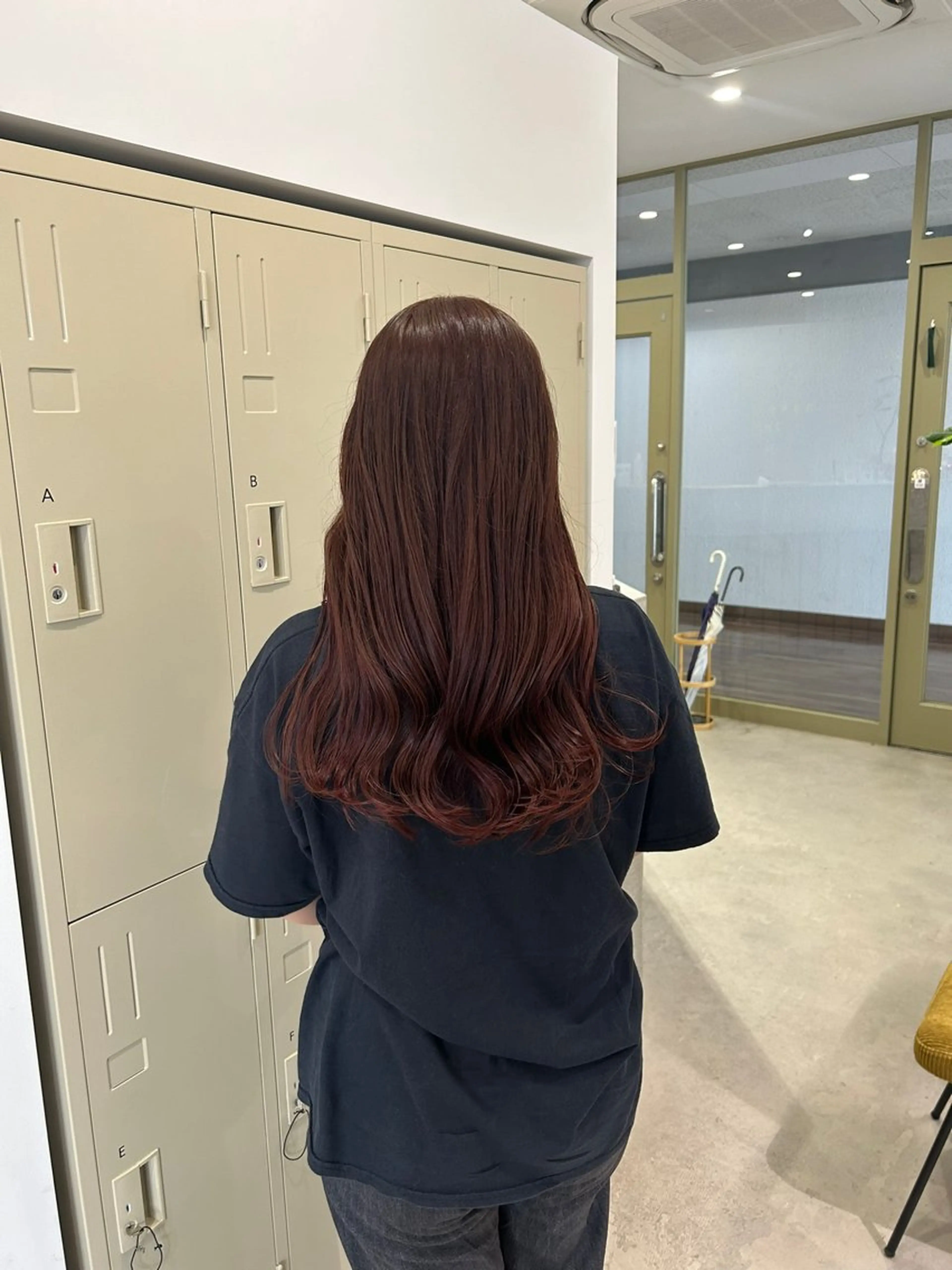 ロング カラー ブリーチ ダブルカラー ブリーチなしカラー 戸田 望月のヘアスタイル