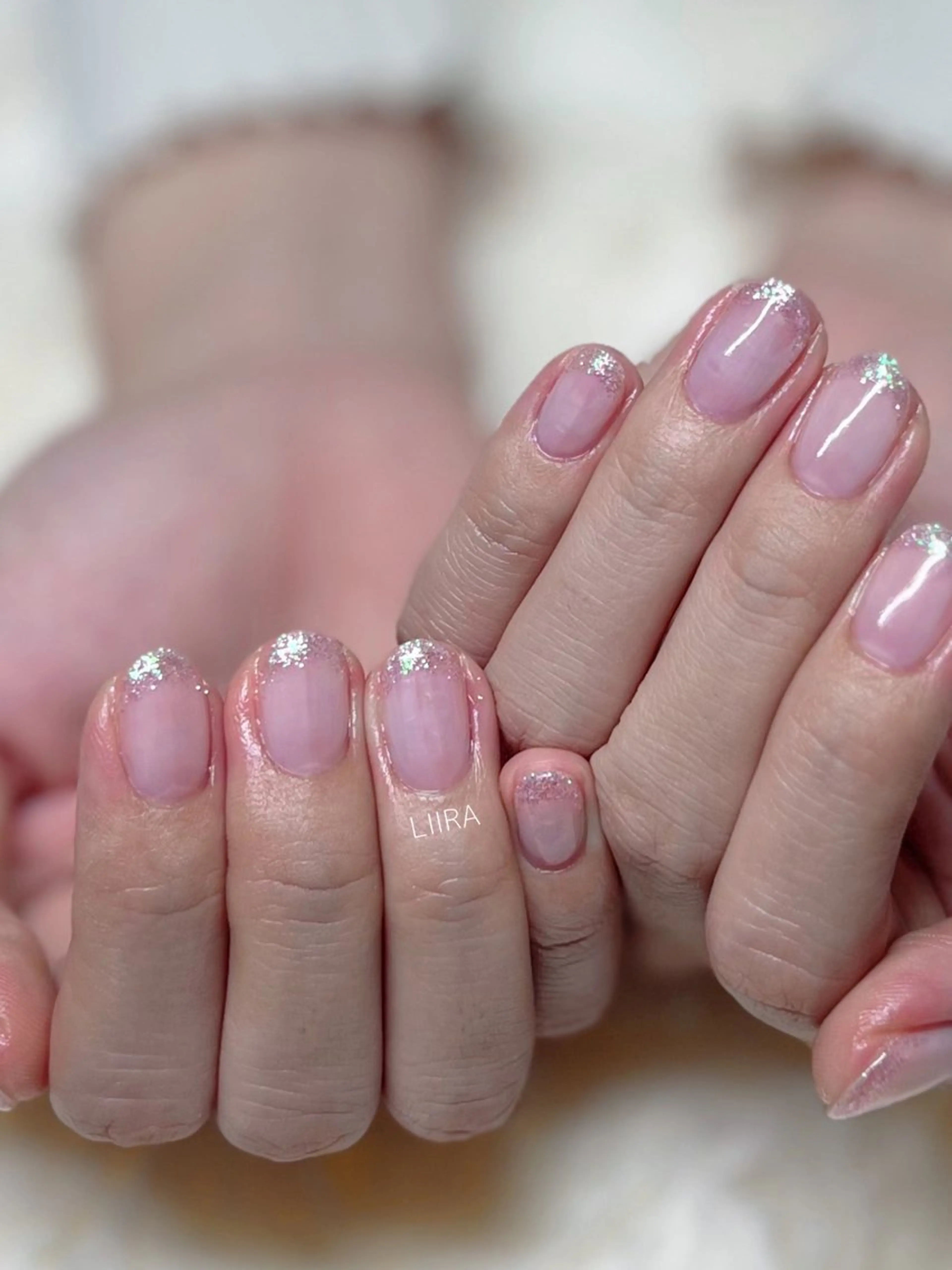ネイル フレンチネイル ラメ(グリッター) LIIRA(西船)/ やまださおりのネイルデザイン