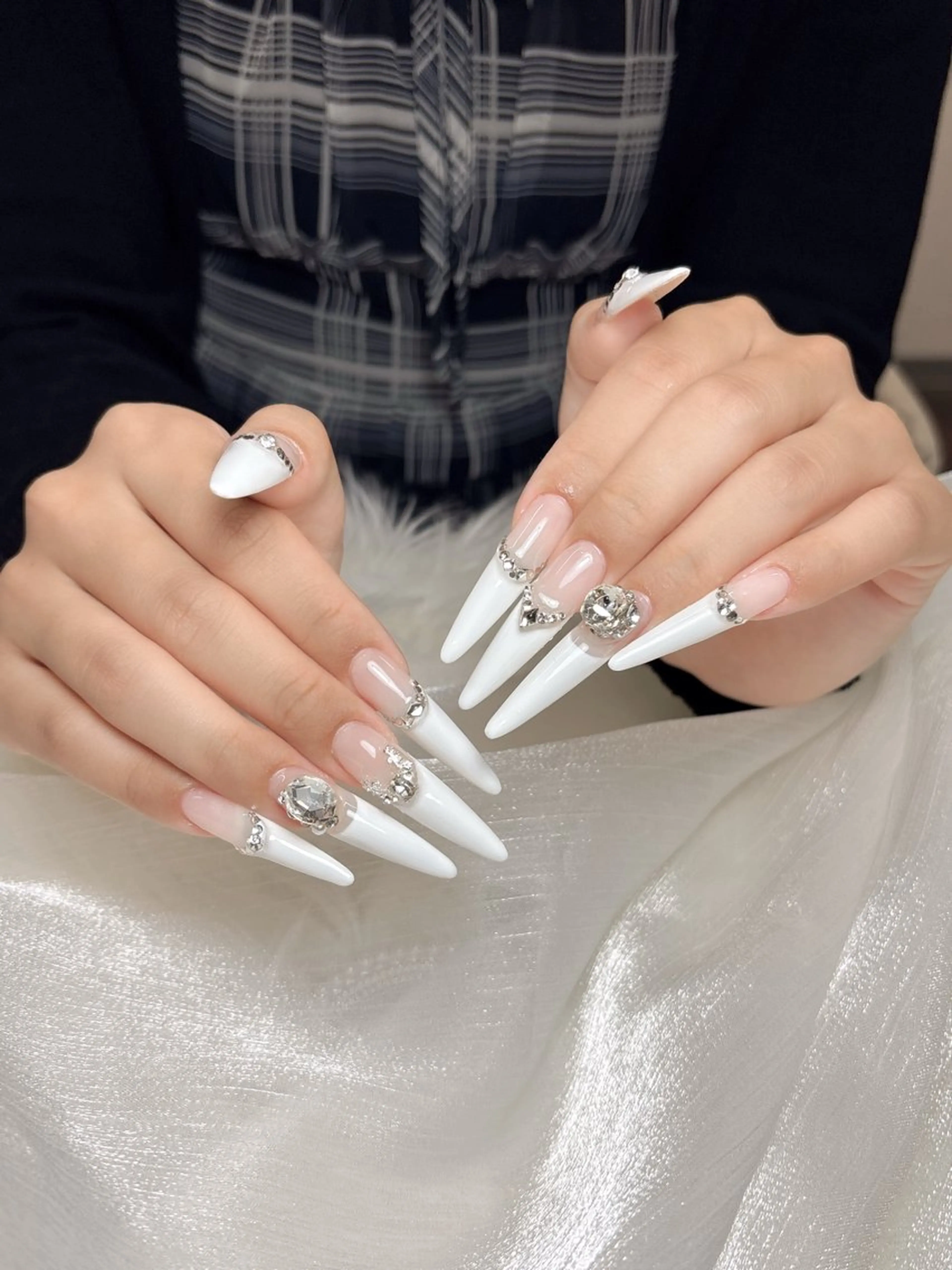 ネイル W&nail  slon所属・W·mai nail 関内のネイルデザイン