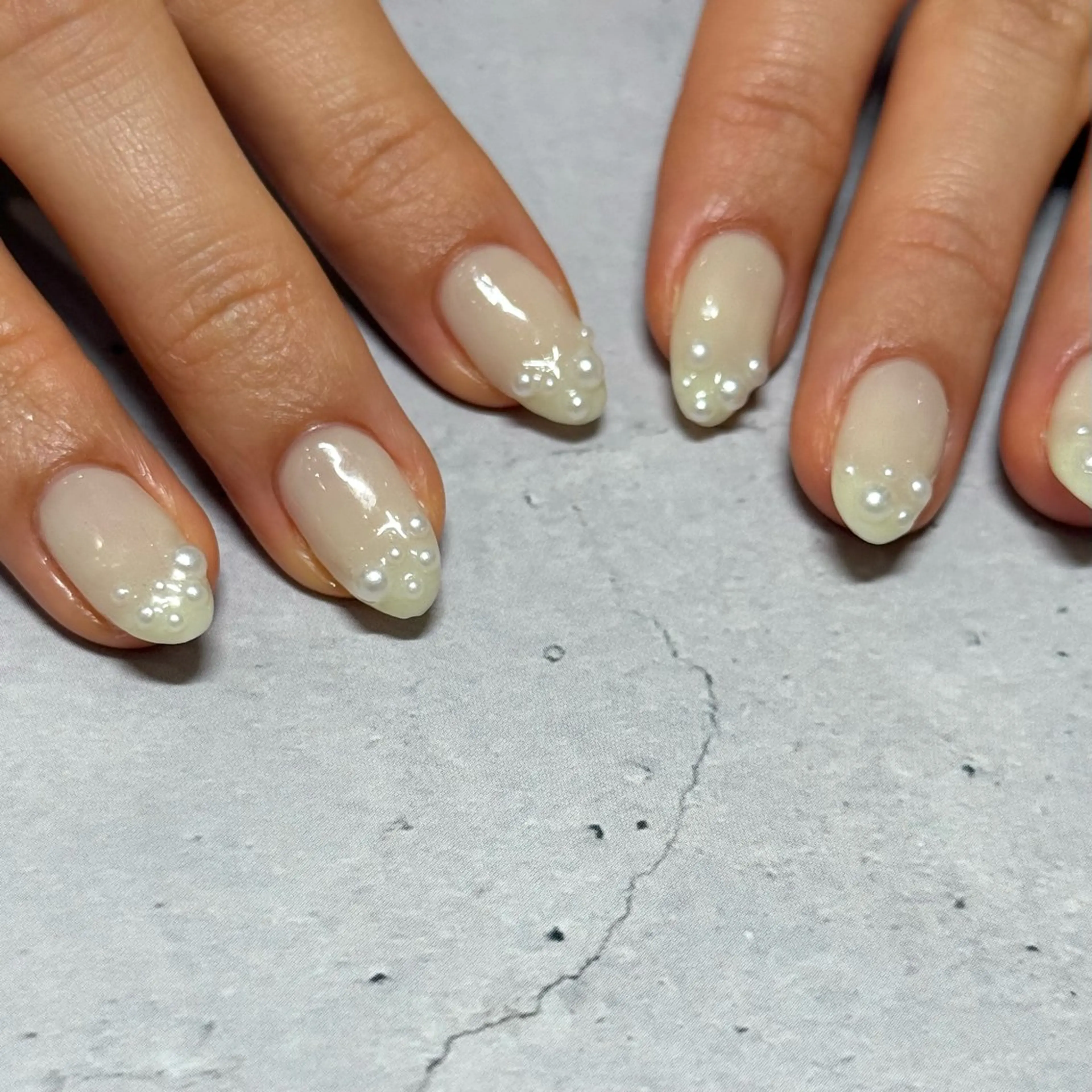 ネイル ハンドネイル chika .のネイルデザイン