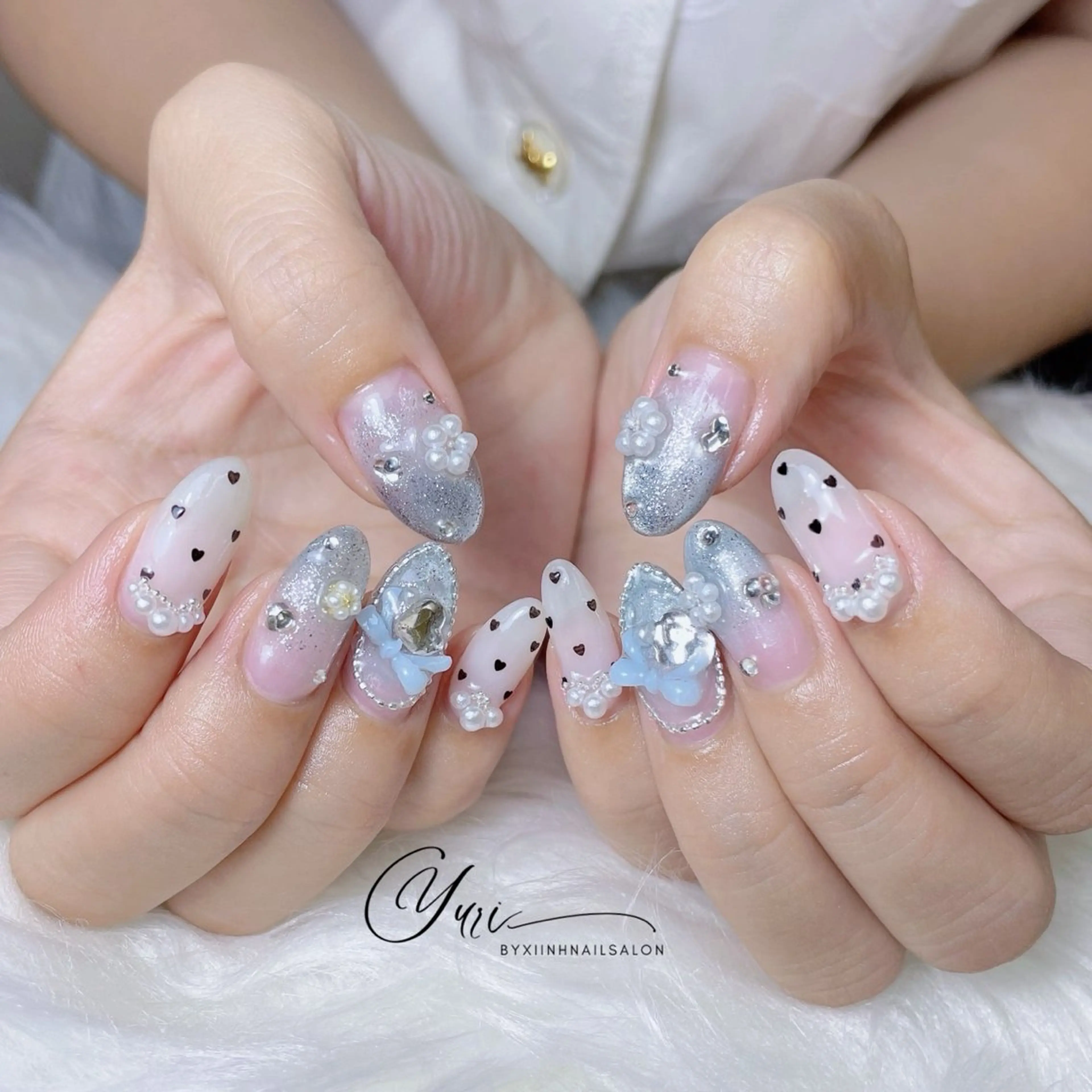 ネイル チークネイル 桜ネイル フットネイル ジェルネイル ハロウィン XIINH NAIL SALONのネイルデザイン