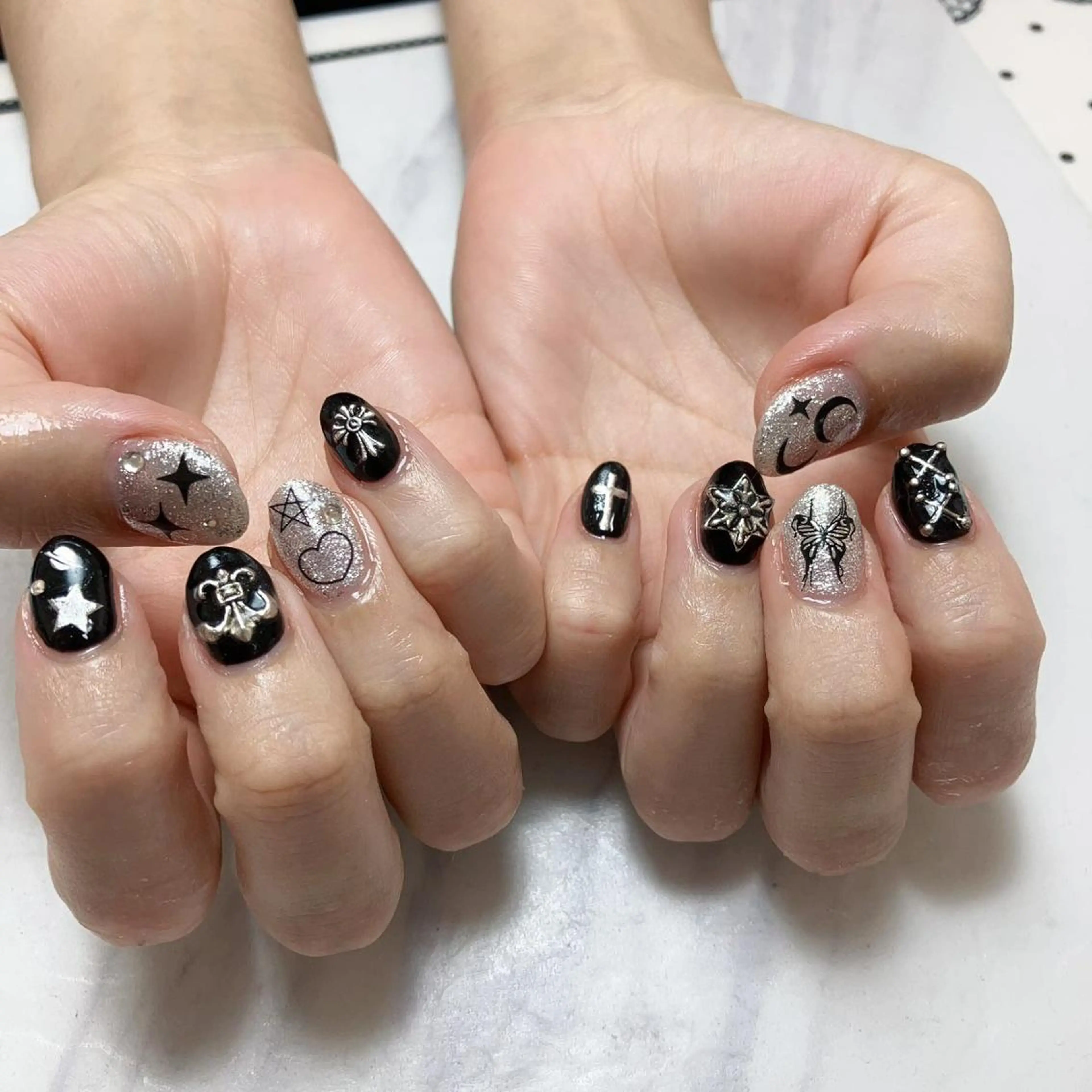 ネイル YUKI_ Monster💟のネイルデザイン