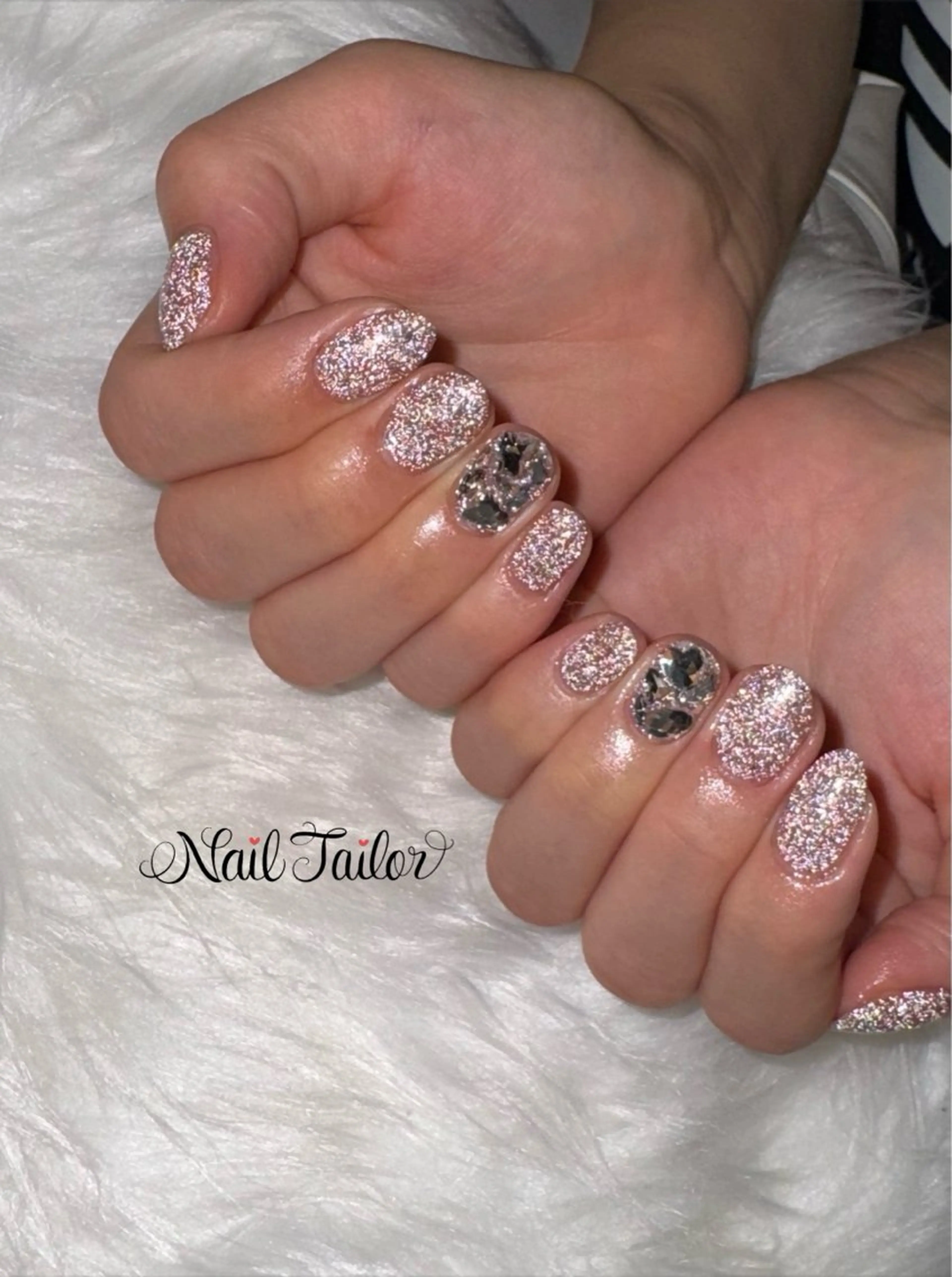 ネイル フラッシュネイル キラキラネイル ラメ(グリッター) ミラーネイル ワンカラーネイル ハンドネイル 〜Nail Tailor〜　ネイルテイラー所属・NailTailor ネイルテイラーのネイルデザイン