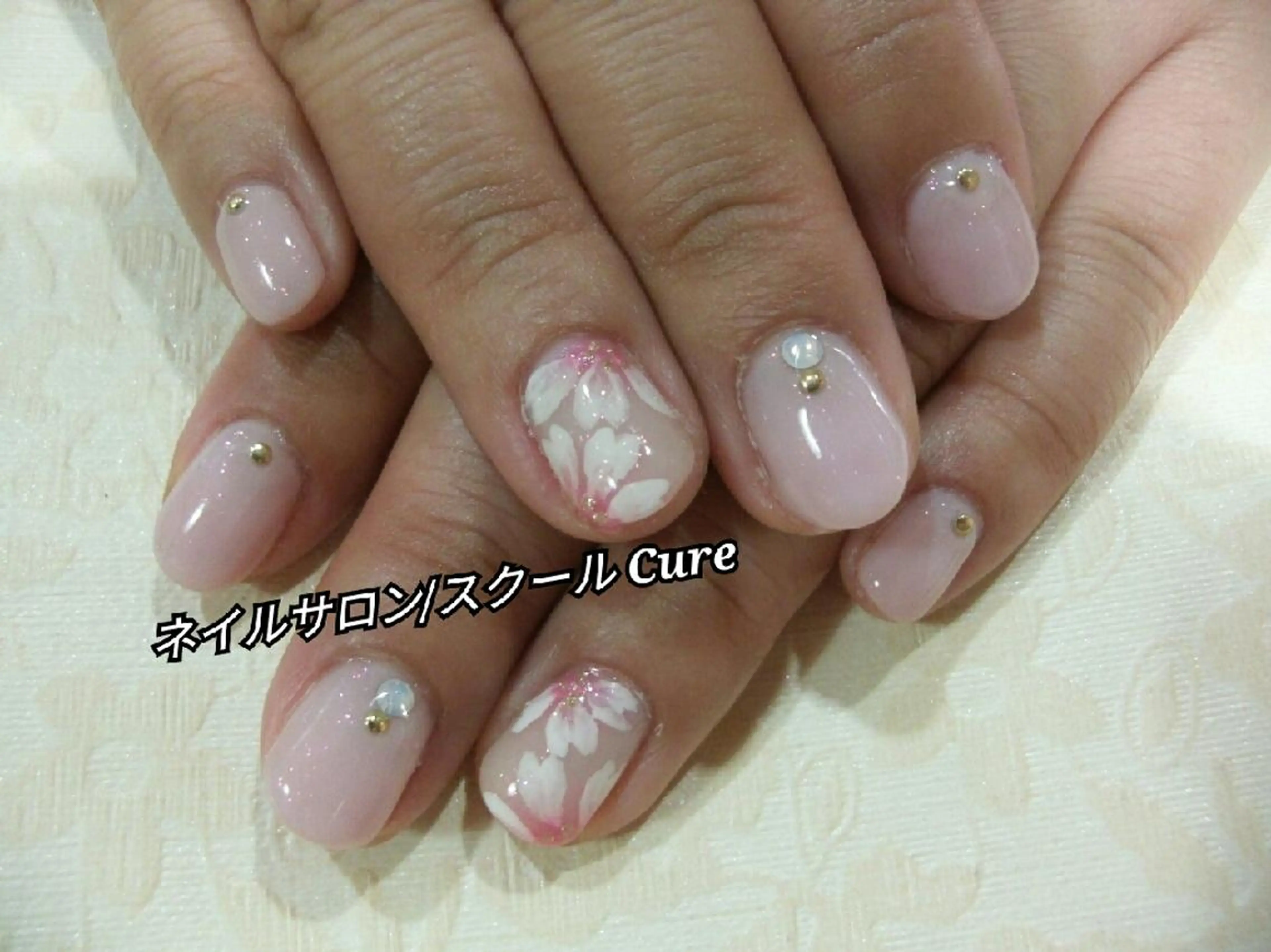 ミディアム ネイル ネイルサロン Cureのネイルデザイン