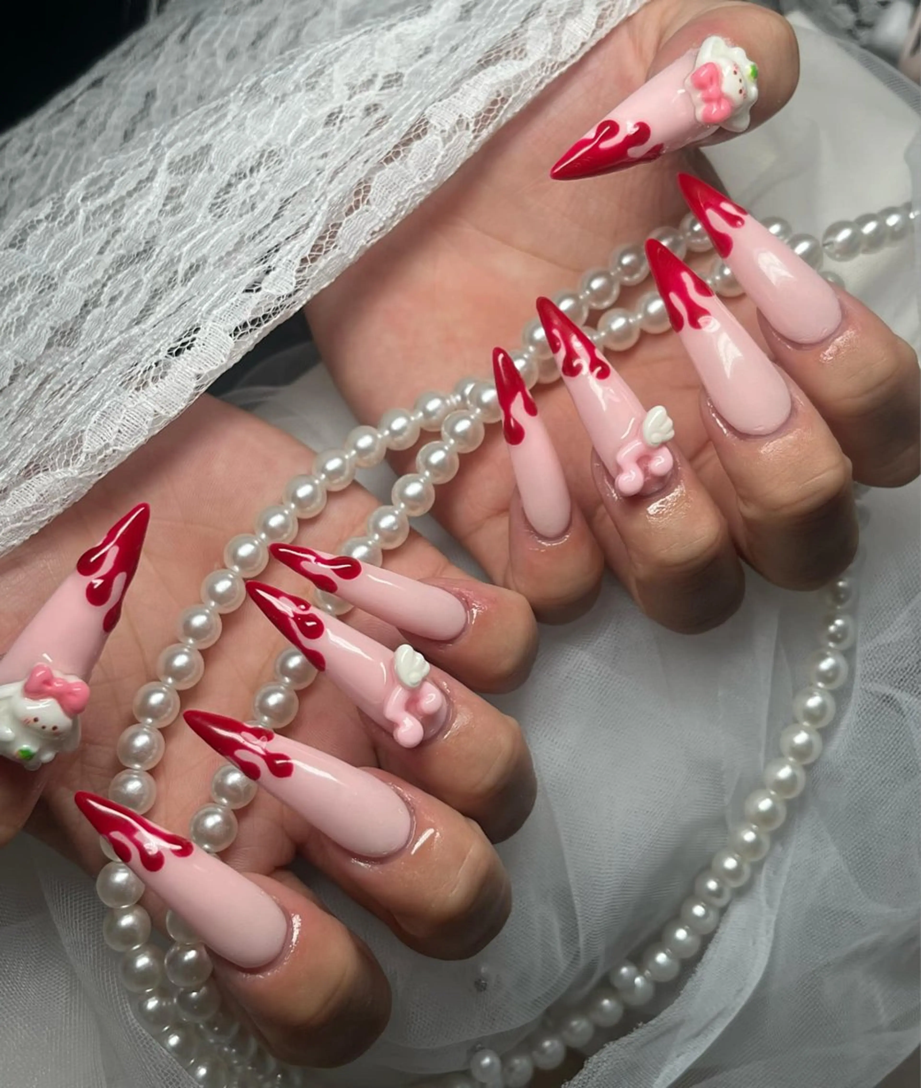 ネイル オーロラネイル フレンチネイル ジェルネイル ハロウィン キラキラネイル ハンドネイル H.baby Nail Salonのネイルデザイン