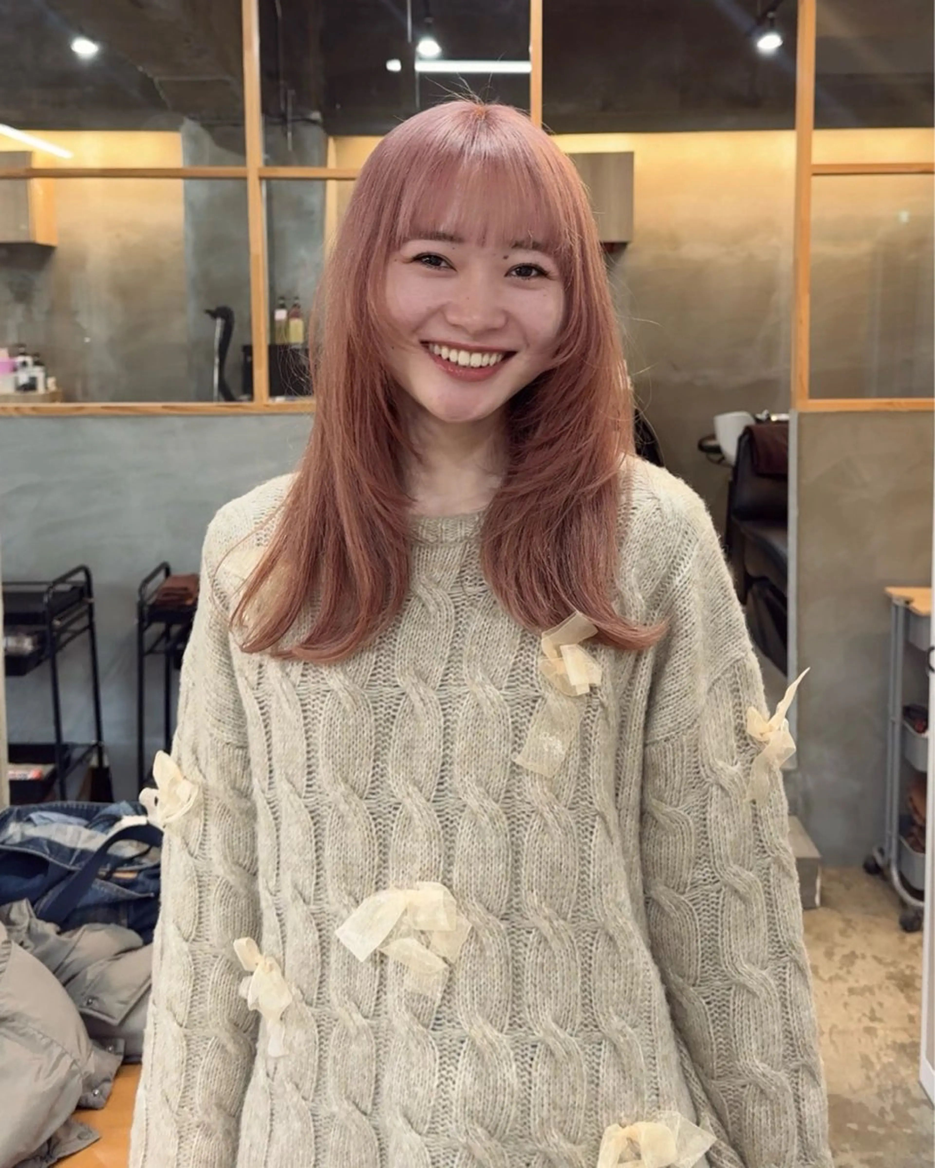 ロング レイヤーカット カット ヘアカラー 茜璃/ブリーチカラー /レイヤーカットのヘアスタイル