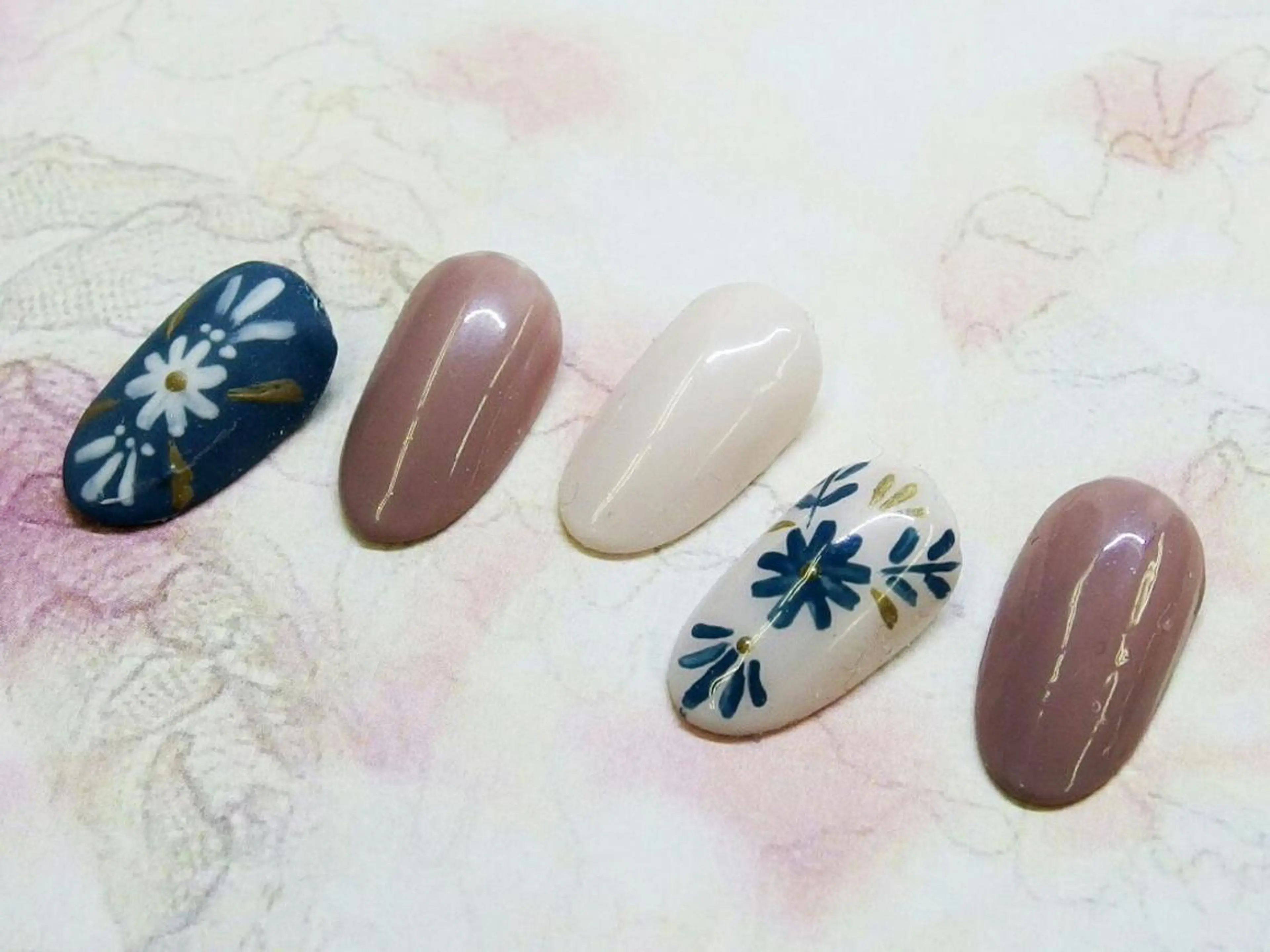 ネイル 春ネイル ティーエヌ 金山駅東口店のネイルデザイン