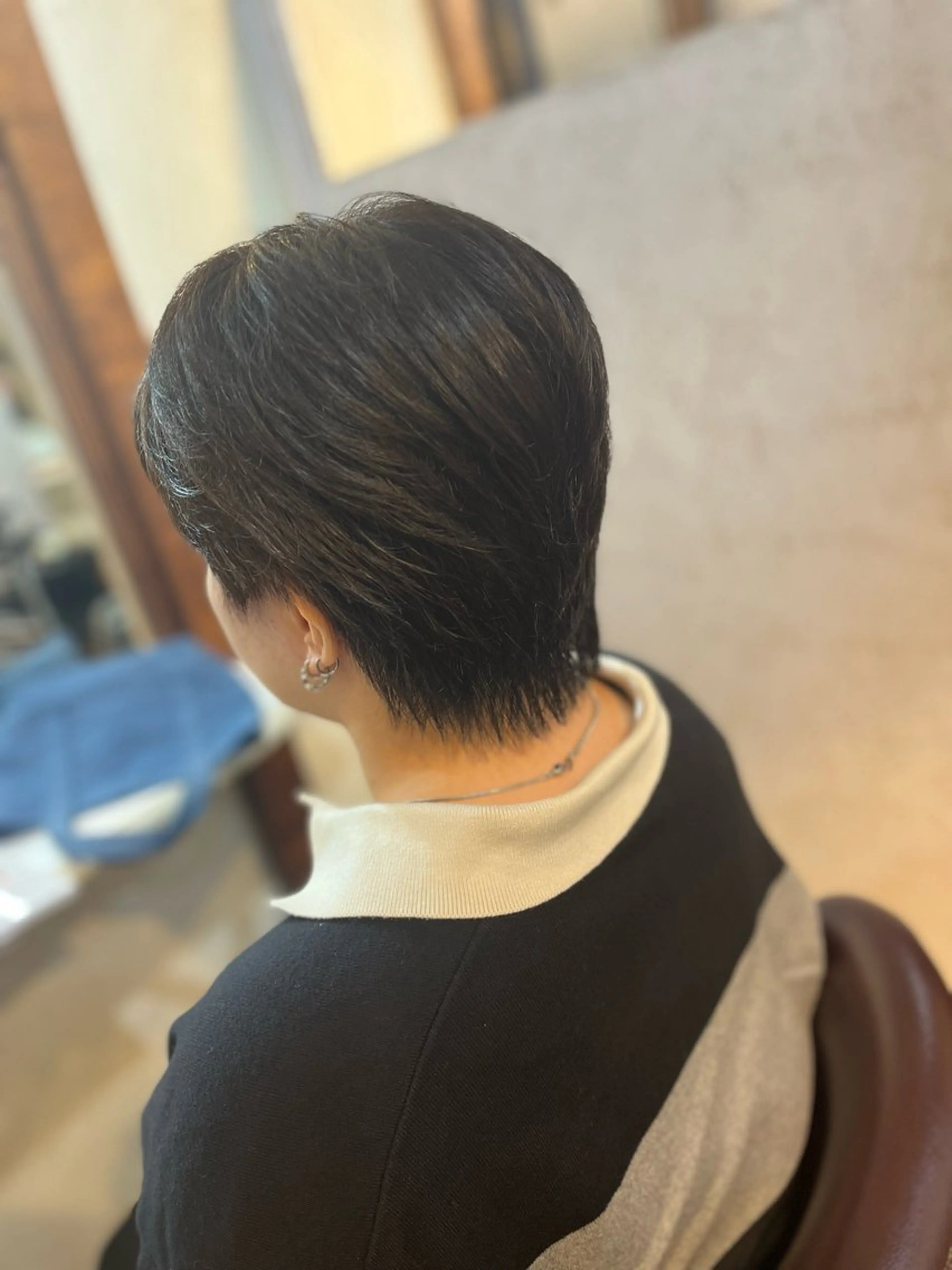 ショート カット ヘッドスパ 岩田 実那のヘアスタイル