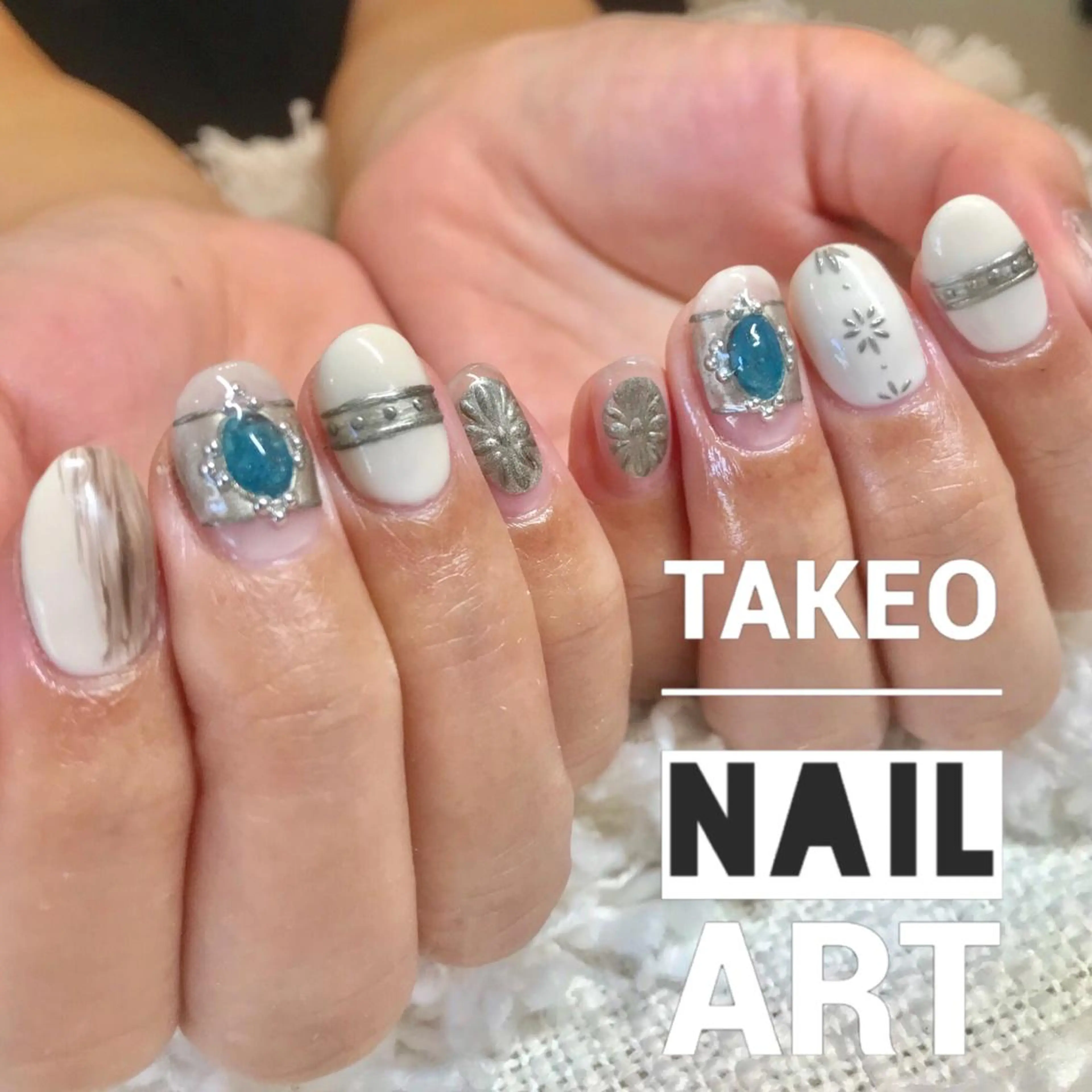 ショート ネイル シルバー nail&eye Aoのマツエク・マツパデザイン