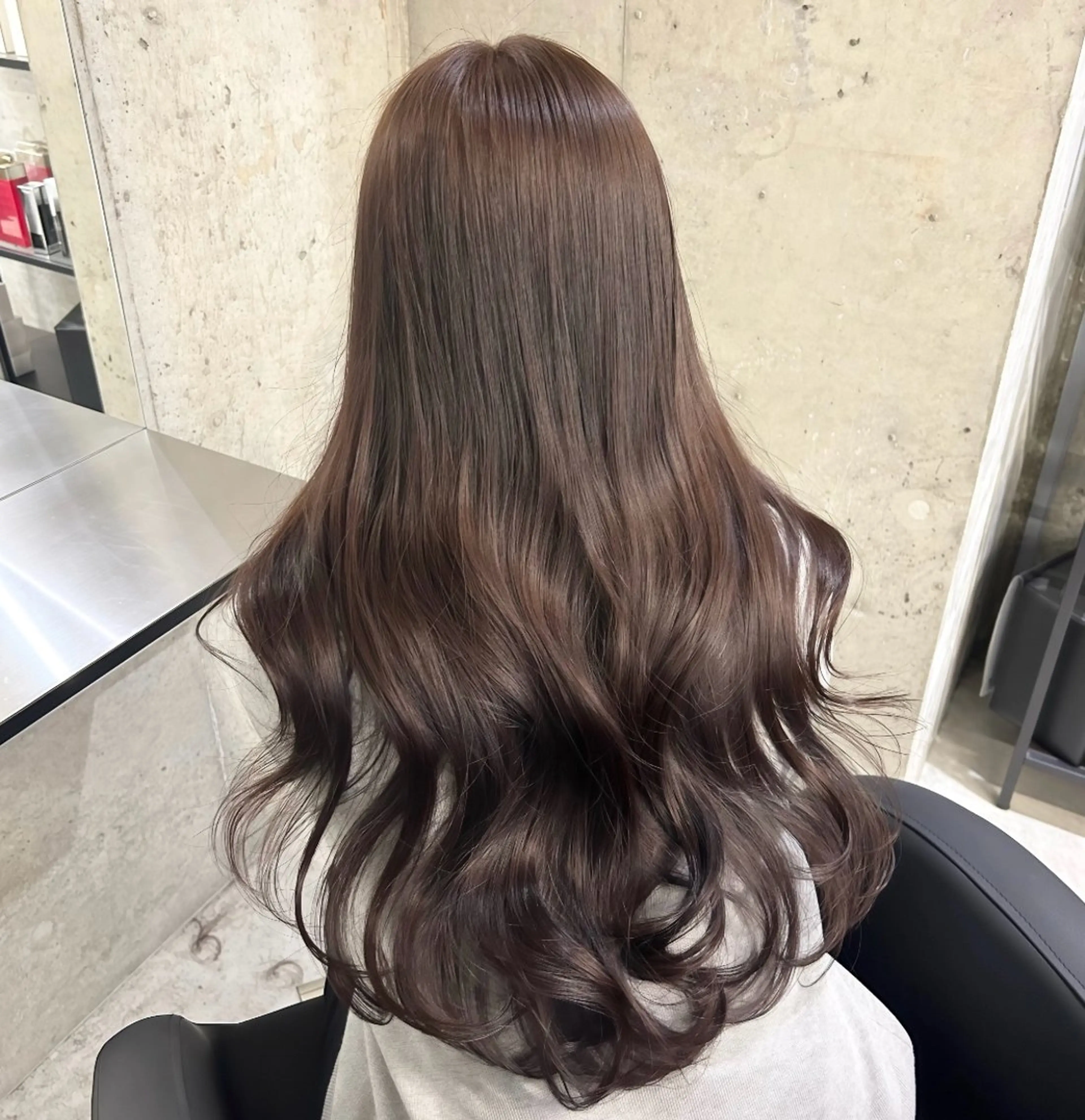 ロング ヒナ .のヘアスタイル