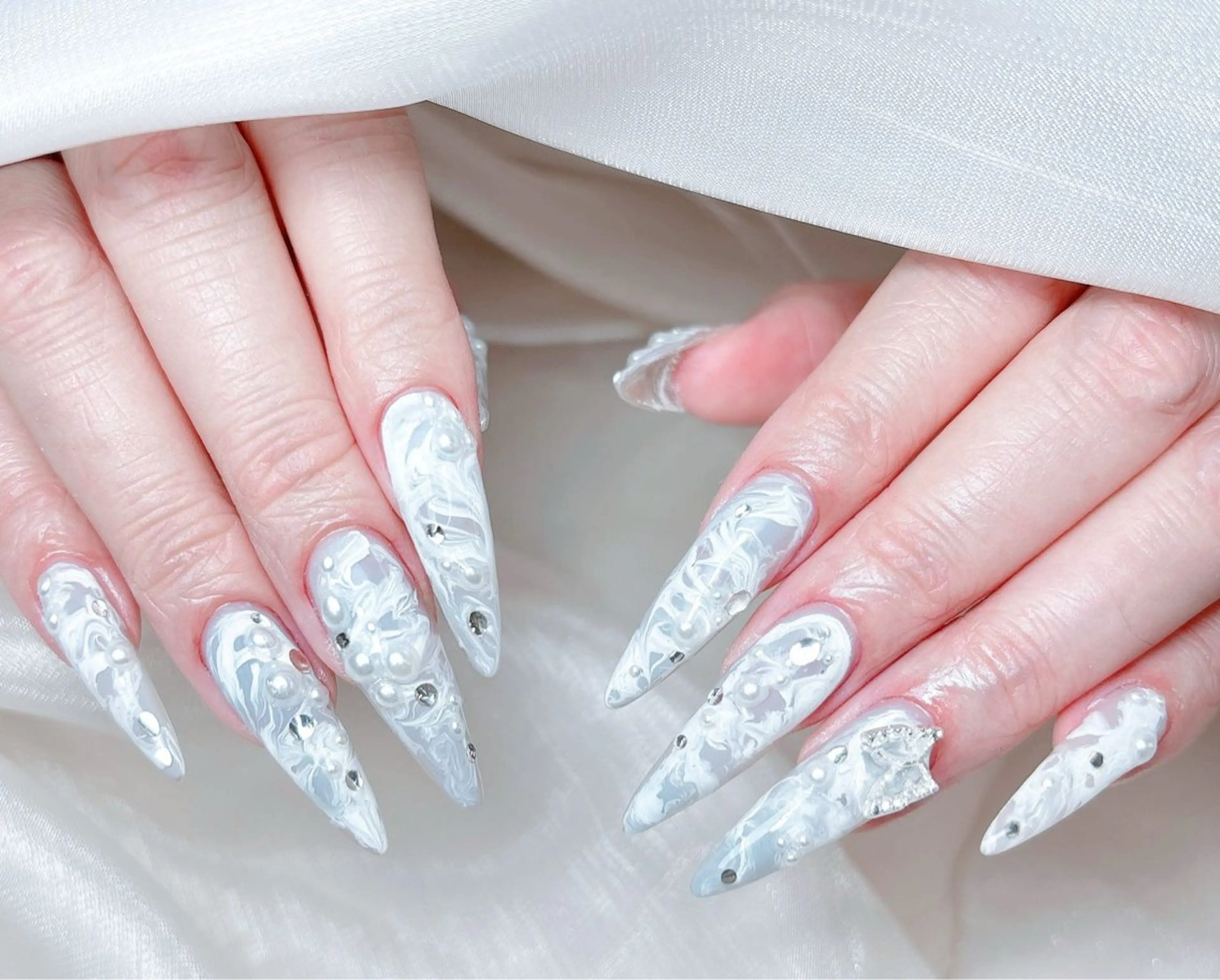 ネイル ハンドネイル M🌷nail 長さだし専門店のネイルデザイン