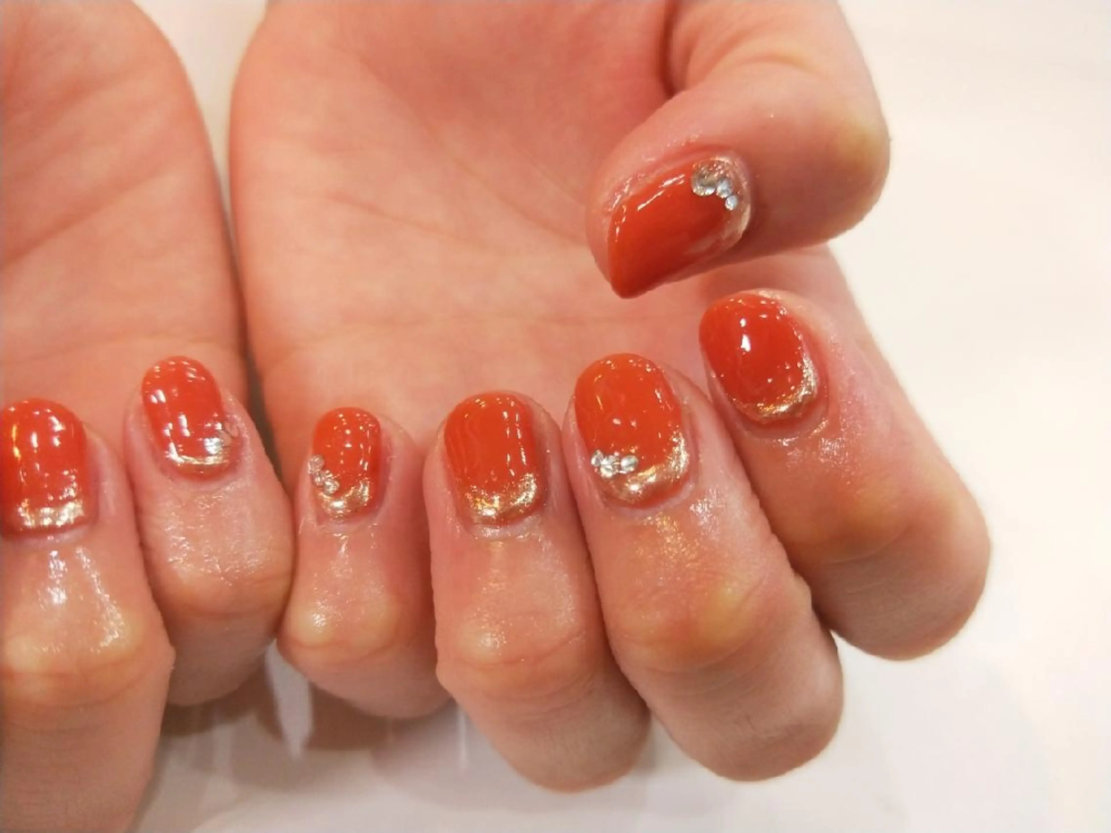 ネイル ハンドネイル ハンドケア R'well所属・はばすみれ🎀ﾈｲﾙ 光ﾌｪｲｼｬﾙ ﾍｱのネイルデザイン