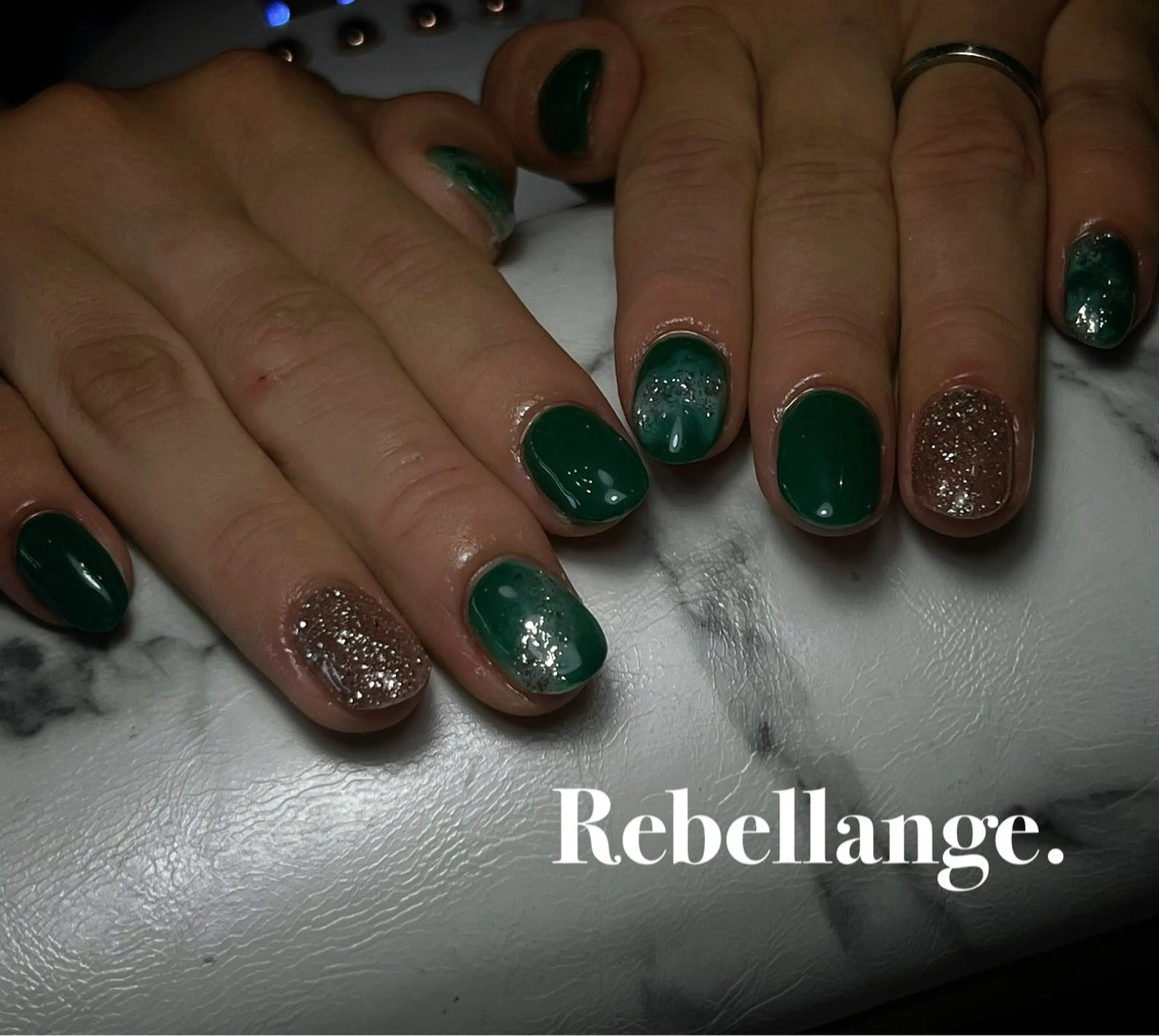 ネイル ハンドネイル Rebellange n.のネイルデザイン