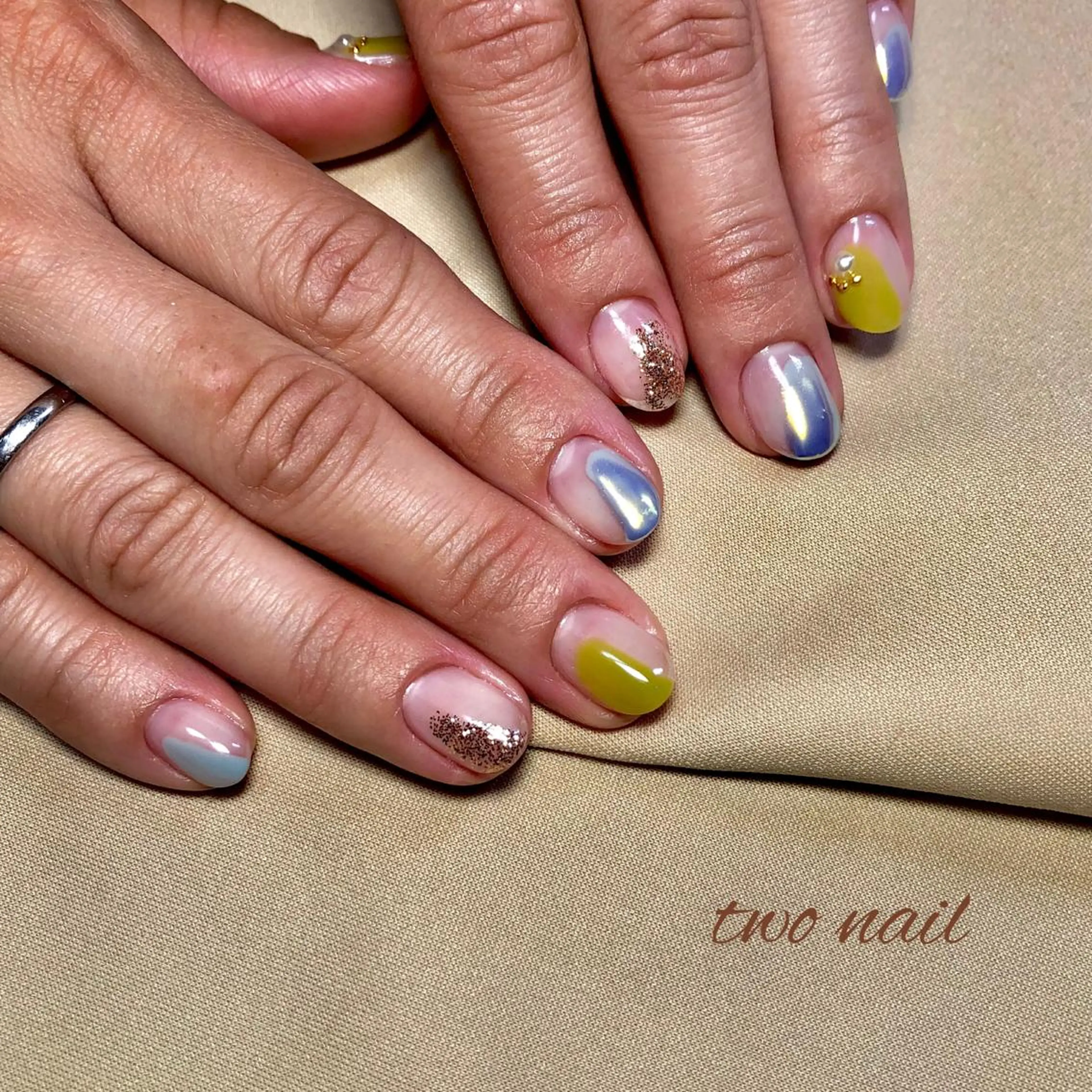 ネイル アートネイル フットネイル ハート ニュアンスネイル ホワイト two nailのネイルデザイン