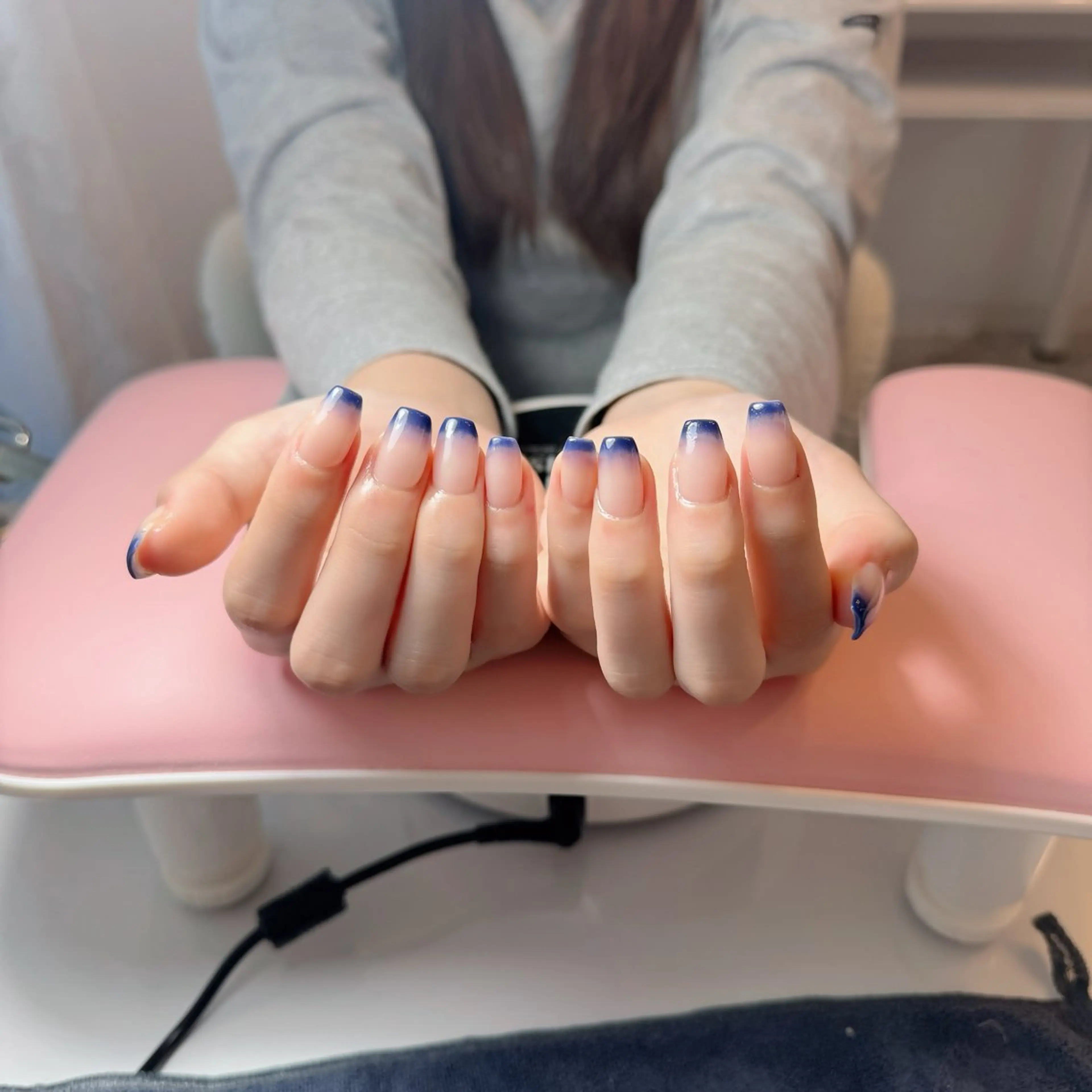 ネイル チークネイル フレンチネイル グラデーション 韓国ネイル マグネットネイル Hana nail所属・Hana Nailのネイルデザイン