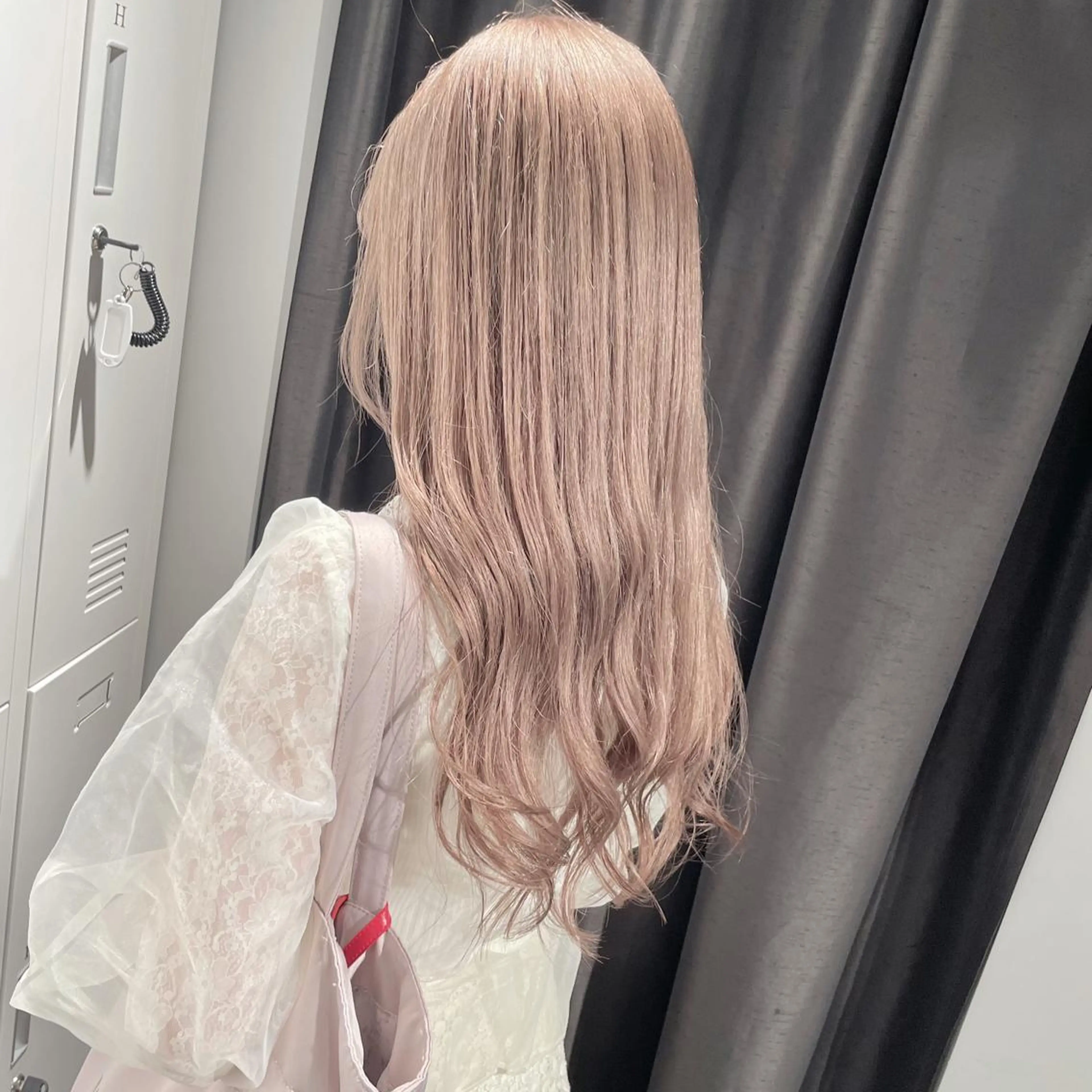 ロング カラー ハイトーンカラー ヘアカラー トリートメント MiL所属・✨ハイトーン✨ 濱田知孝のヘアスタイル